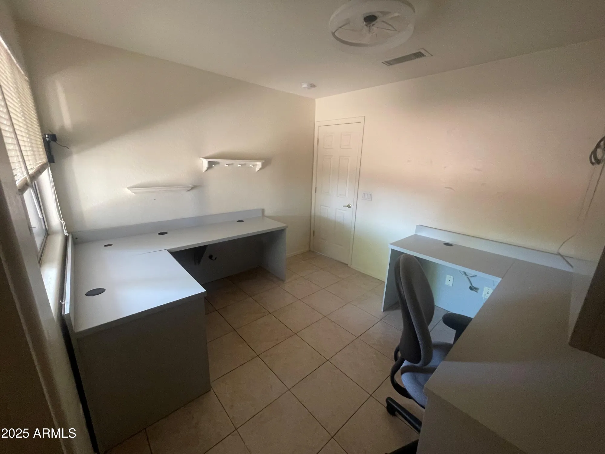 Property Slideshow image 36 of 59 | 10379 w tonopah dr, Peoria, AZ, 85382