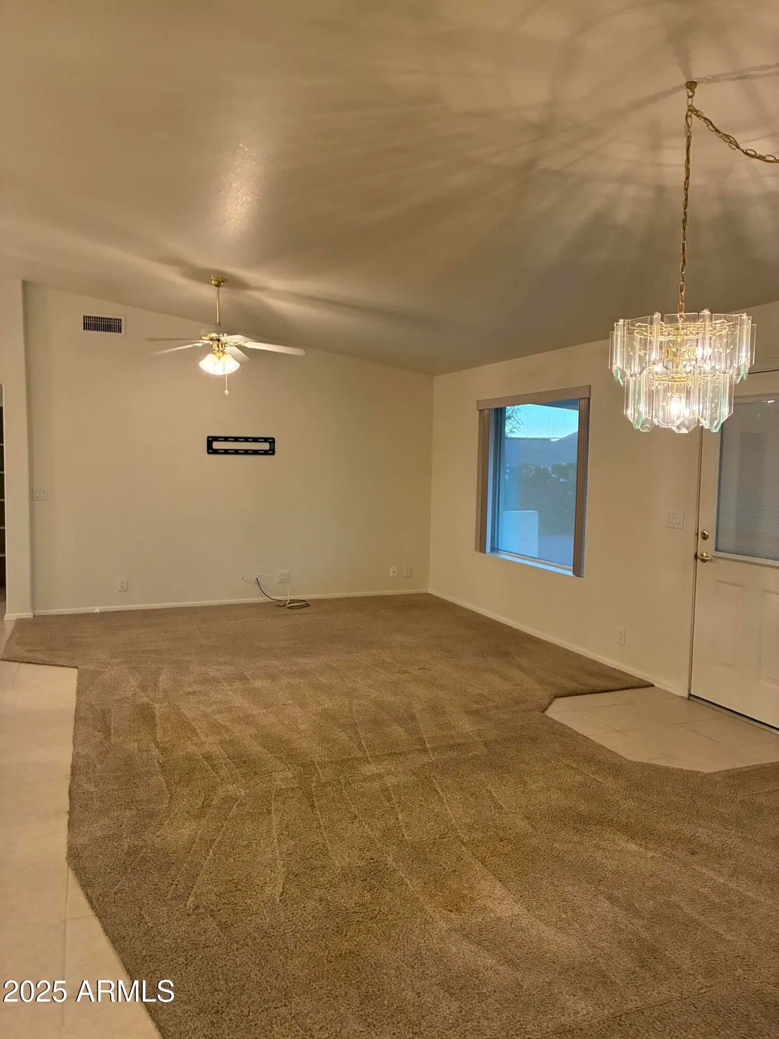 Property Slideshow image 7 of 32 | 11259 e medina ave, Mesa, AZ, 85209