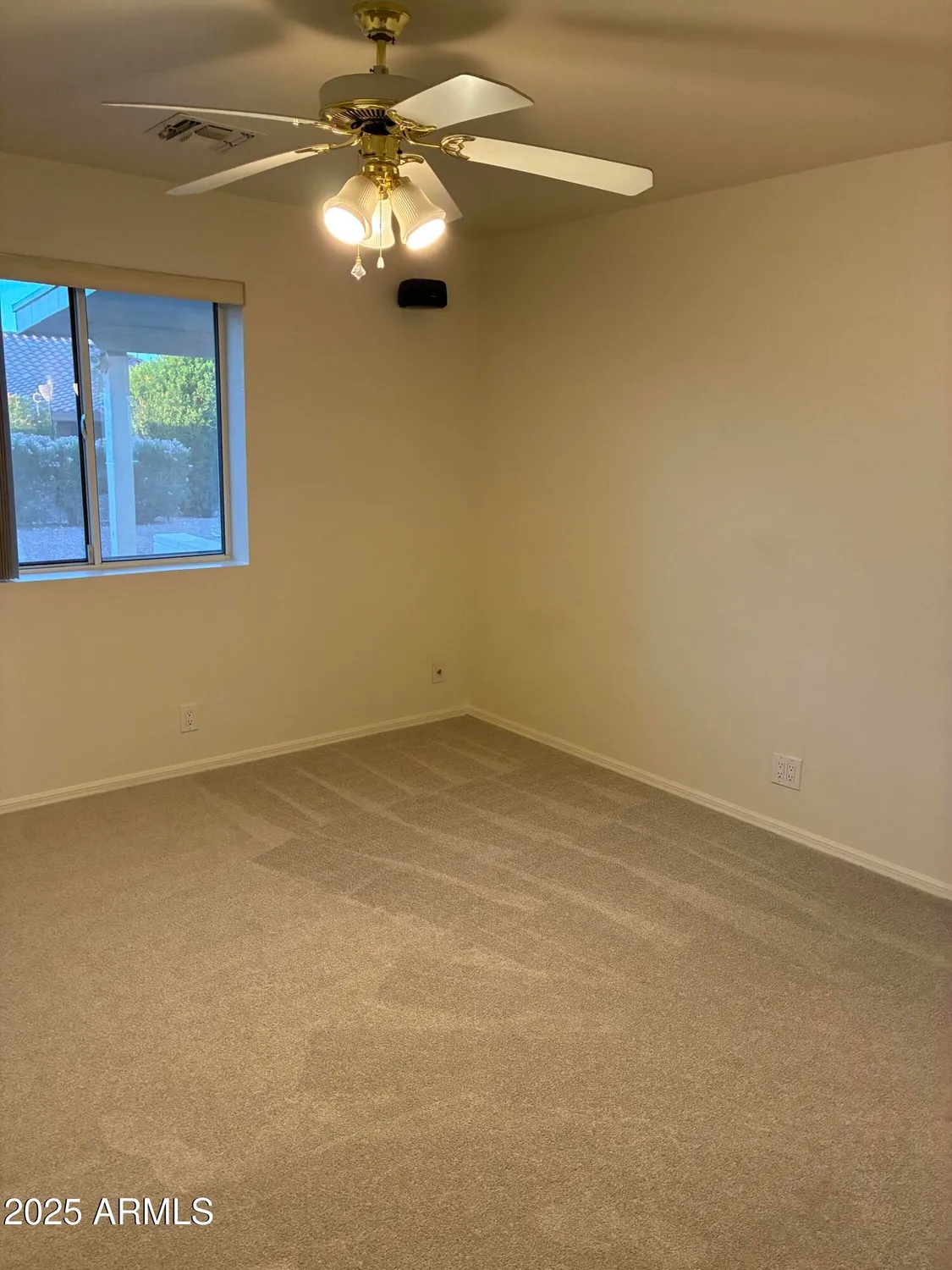 Property Slideshow image 13 of 32 | 11259 e medina ave, Mesa, AZ, 85209