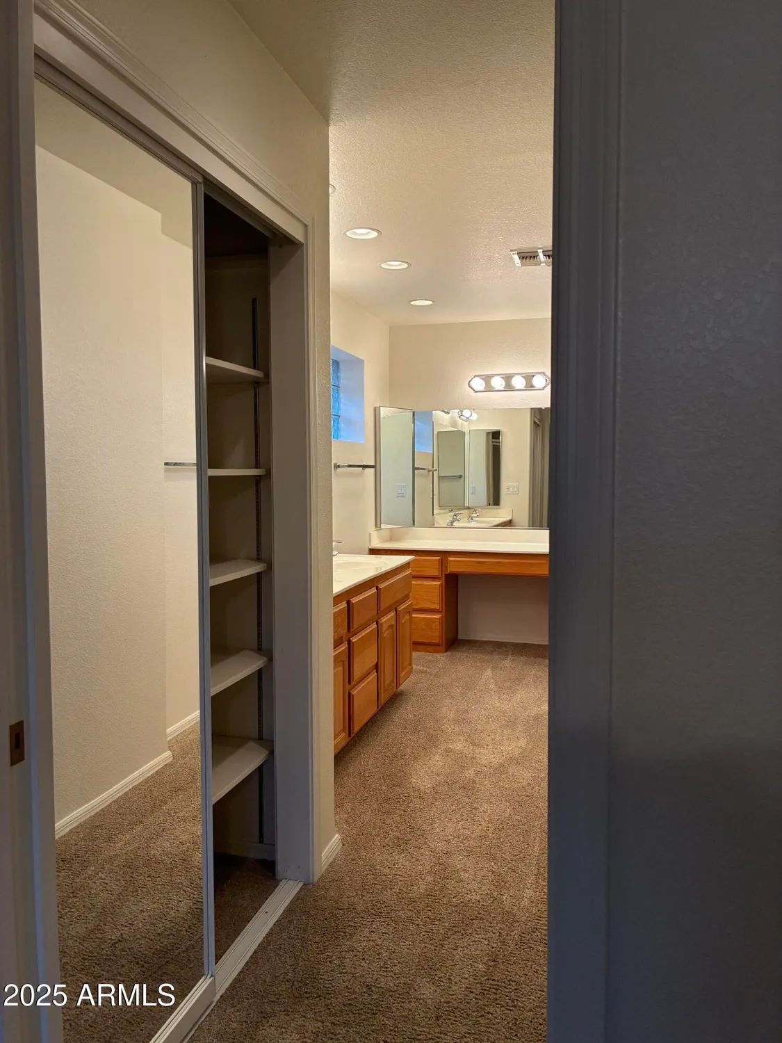 Property Slideshow image 20 of 32 | 11259 e medina ave, Mesa, AZ, 85209