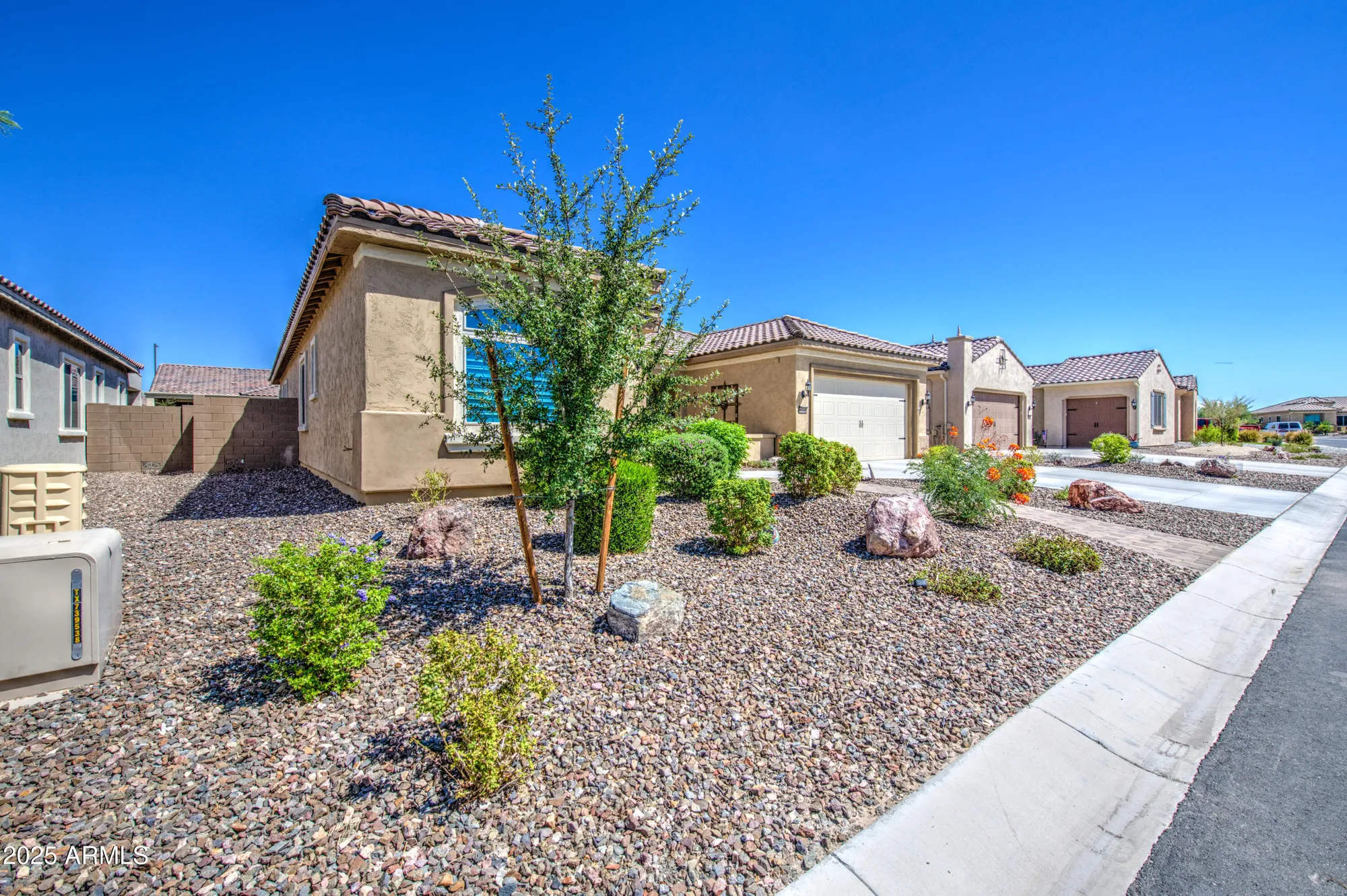 Property Slideshow image 56 of 69 | 6314 w muirfield way, Florence, AZ, 85132