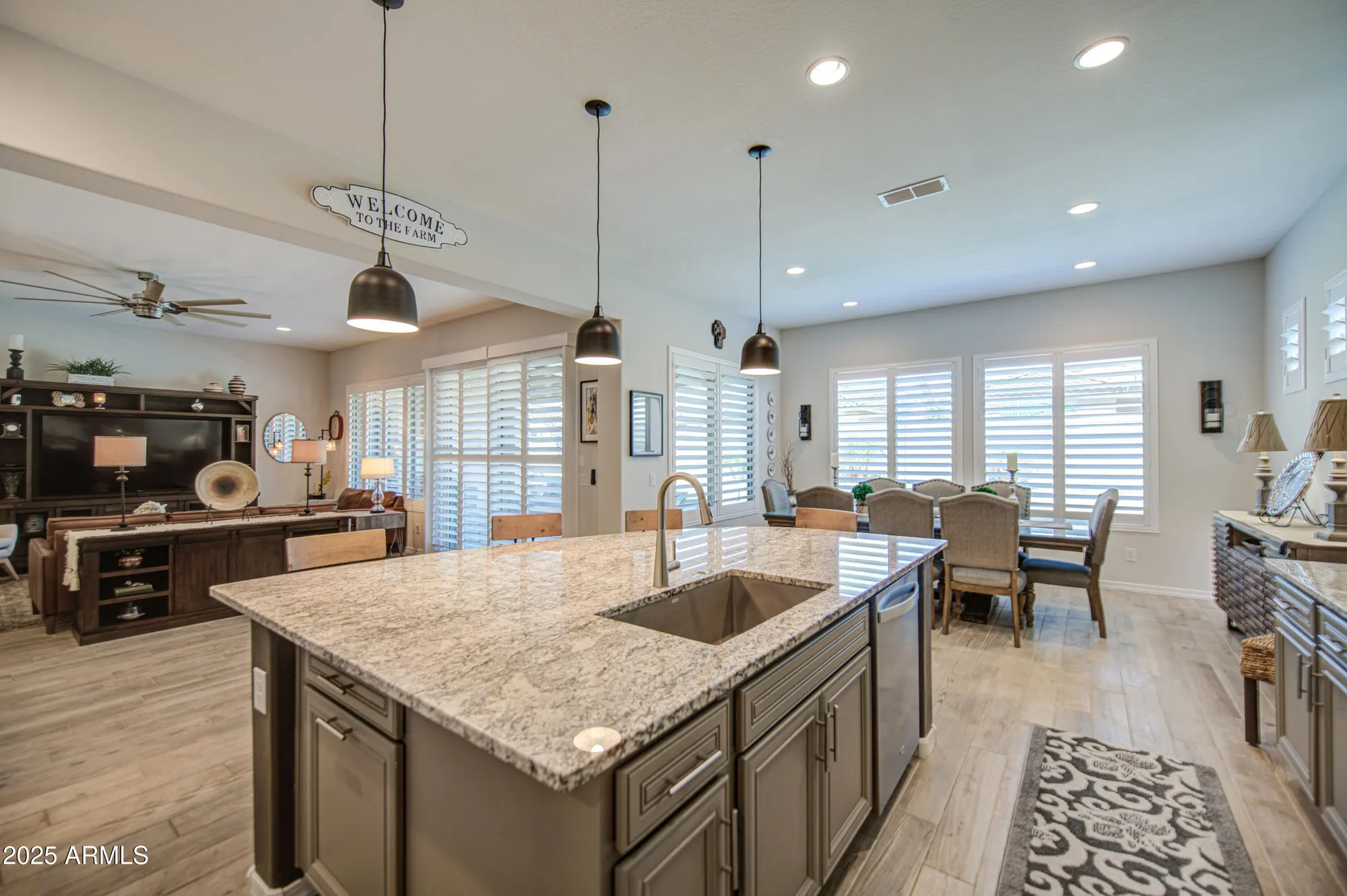 Property Slideshow image 17 of 69 | 6314 w muirfield way, Florence, AZ, 85132