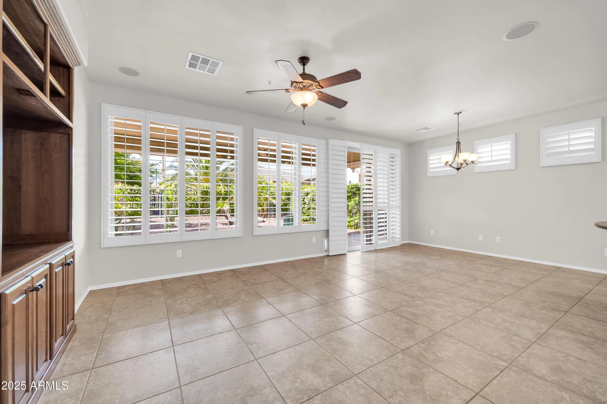 Property Slideshow image 5 of 42 | 27614 n 129th ln, Peoria, AZ, 85383