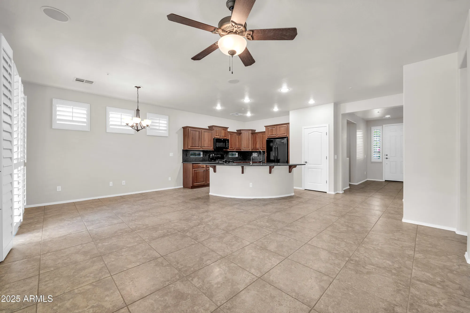 Property Slideshow image 11 of 42 | 27614 n 129th ln, Peoria, AZ, 85383