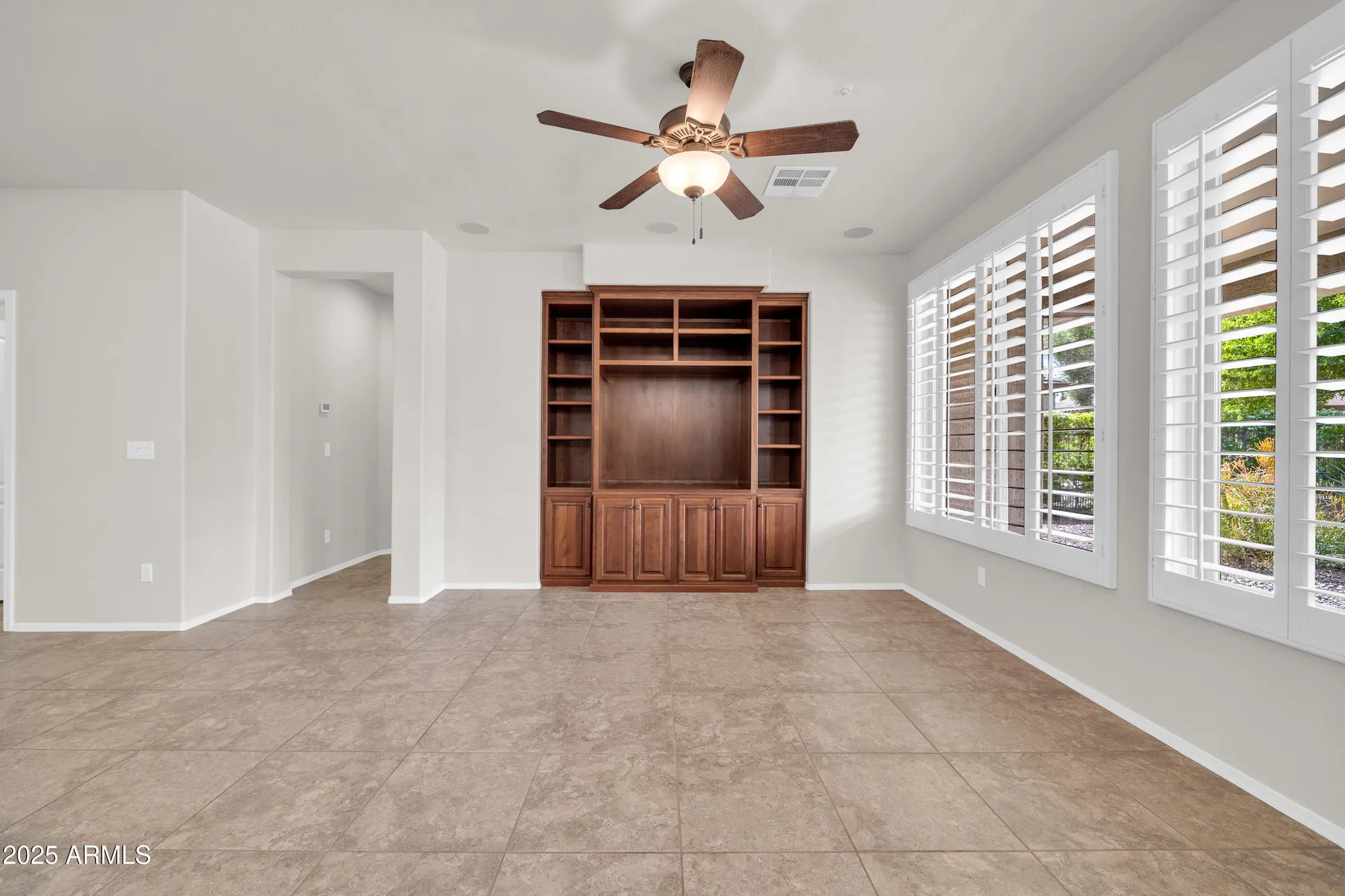 Property Slideshow image 12 of 42 | 27614 n 129th ln, Peoria, AZ, 85383