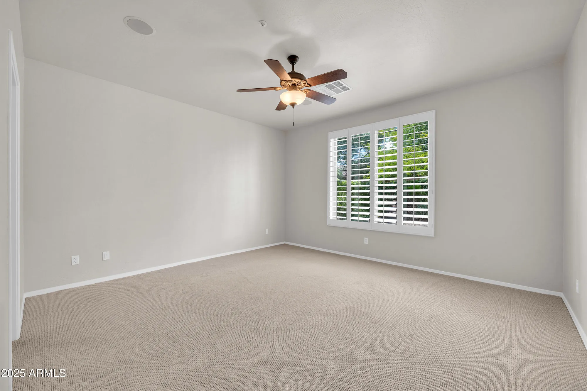 Property Slideshow image 16 of 42 | 27614 n 129th ln, Peoria, AZ, 85383