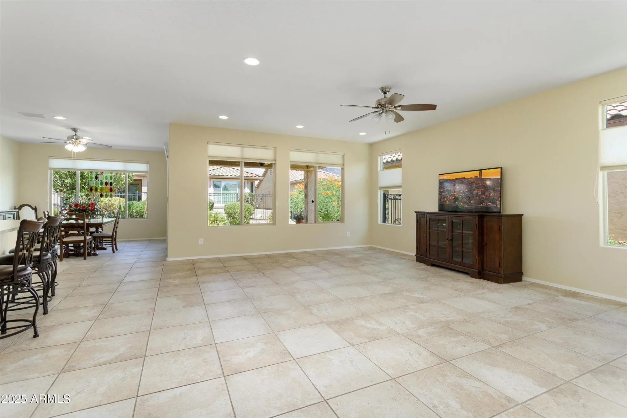 Property Slideshow image 8 of 37 | 26456 w cat balue dr, Buckeye, AZ, 85396