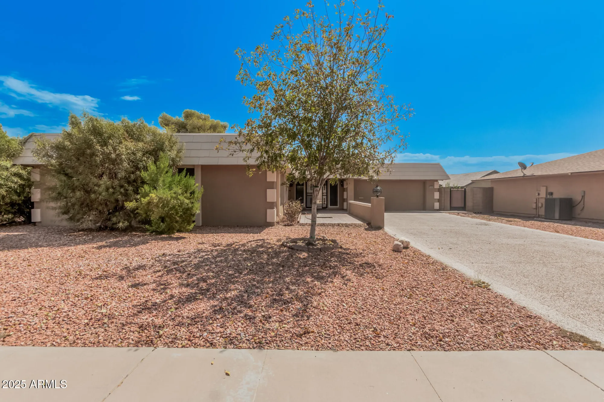 Property Slideshow image 3 of 21 | 15825 n 110th ave, Sun City, AZ, 85351
