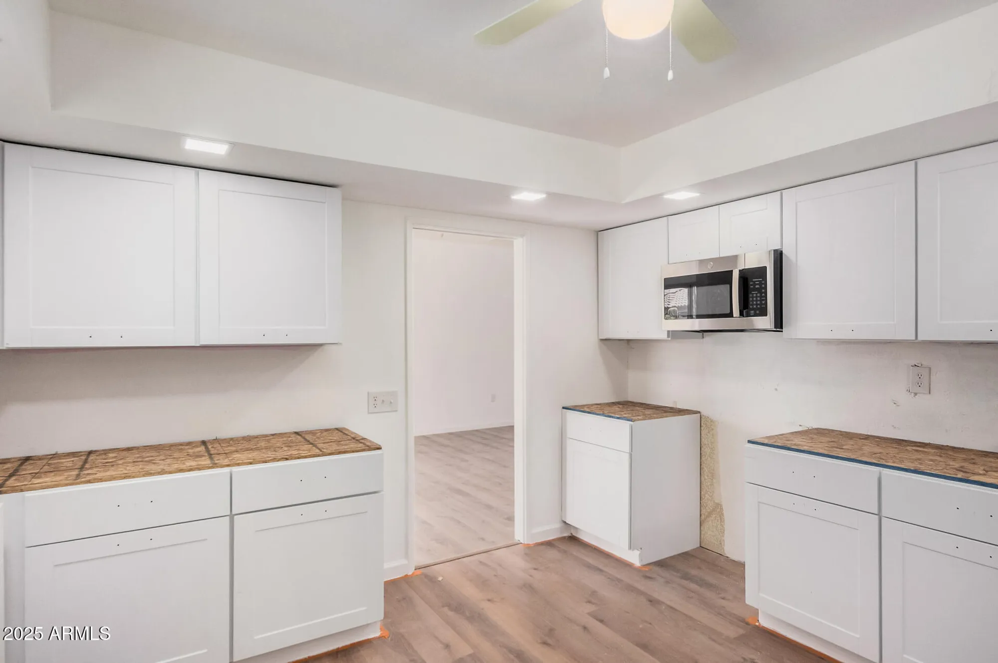 Property Slideshow image 10 of 21 | 15825 n 110th ave, Sun City, AZ, 85351