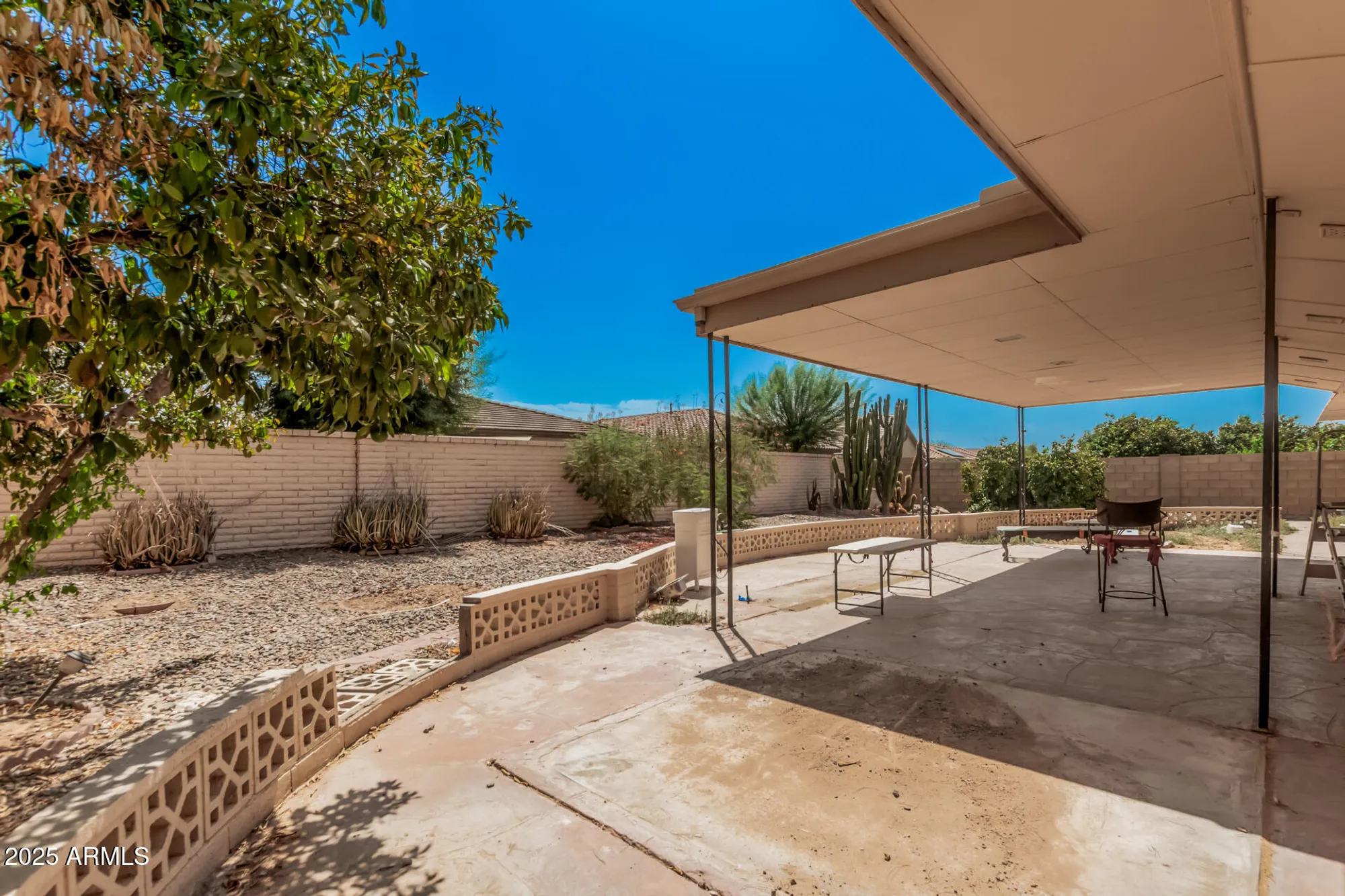Property Slideshow image 19 of 21 | 15825 n 110th ave, Sun City, AZ, 85351