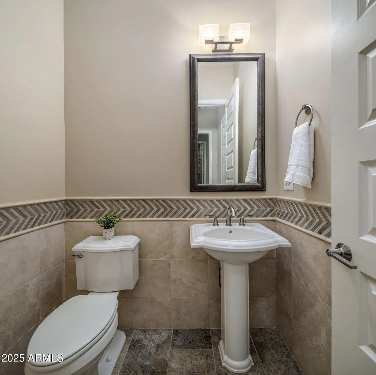 Property Slideshow image 31 of 68 | 17892 e silver sage ln, Rio Verde, AZ, 85263