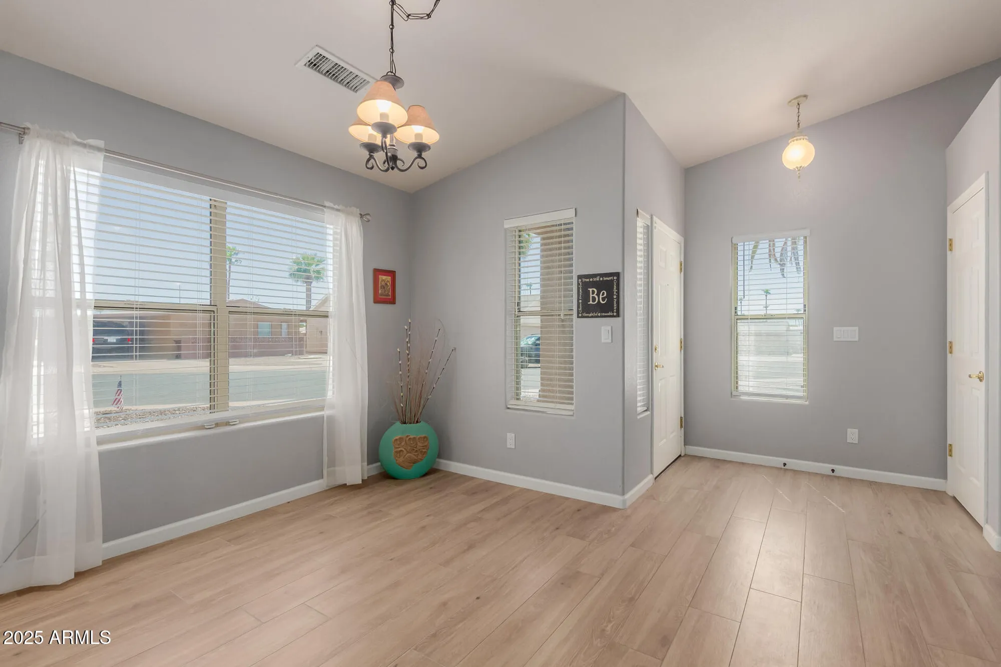 Property Slideshow image 8 of 40 | 5736 e lawndale st, Mesa, AZ, 85215