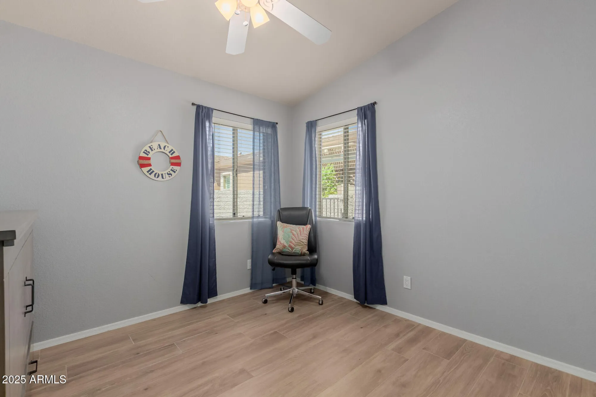 Property Slideshow image 27 of 40 | 5736 e lawndale st, Mesa, AZ, 85215