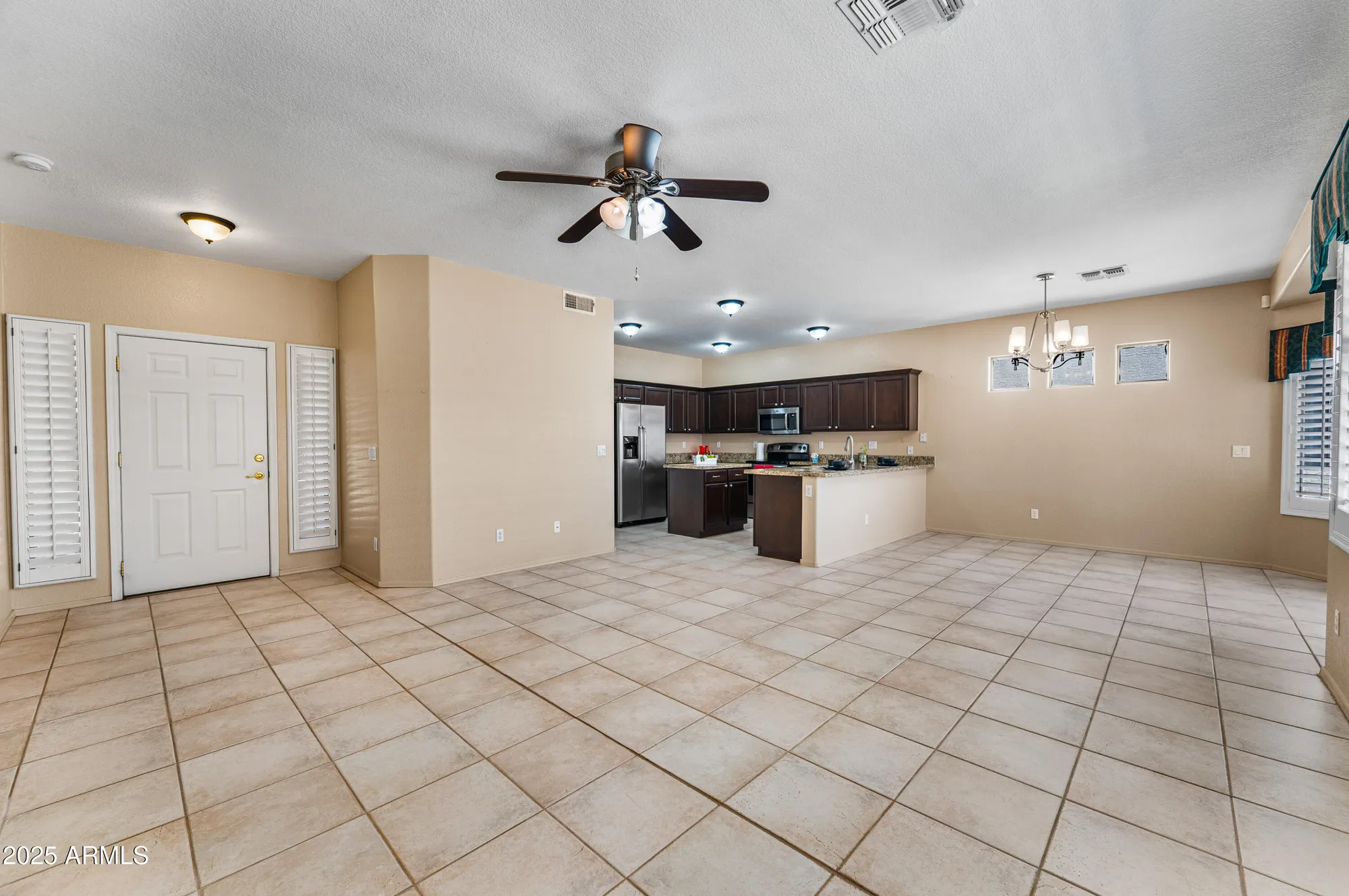 Property Slideshow image 18 of 46 | 6963 s nantucket st, Chandler, AZ, 85249