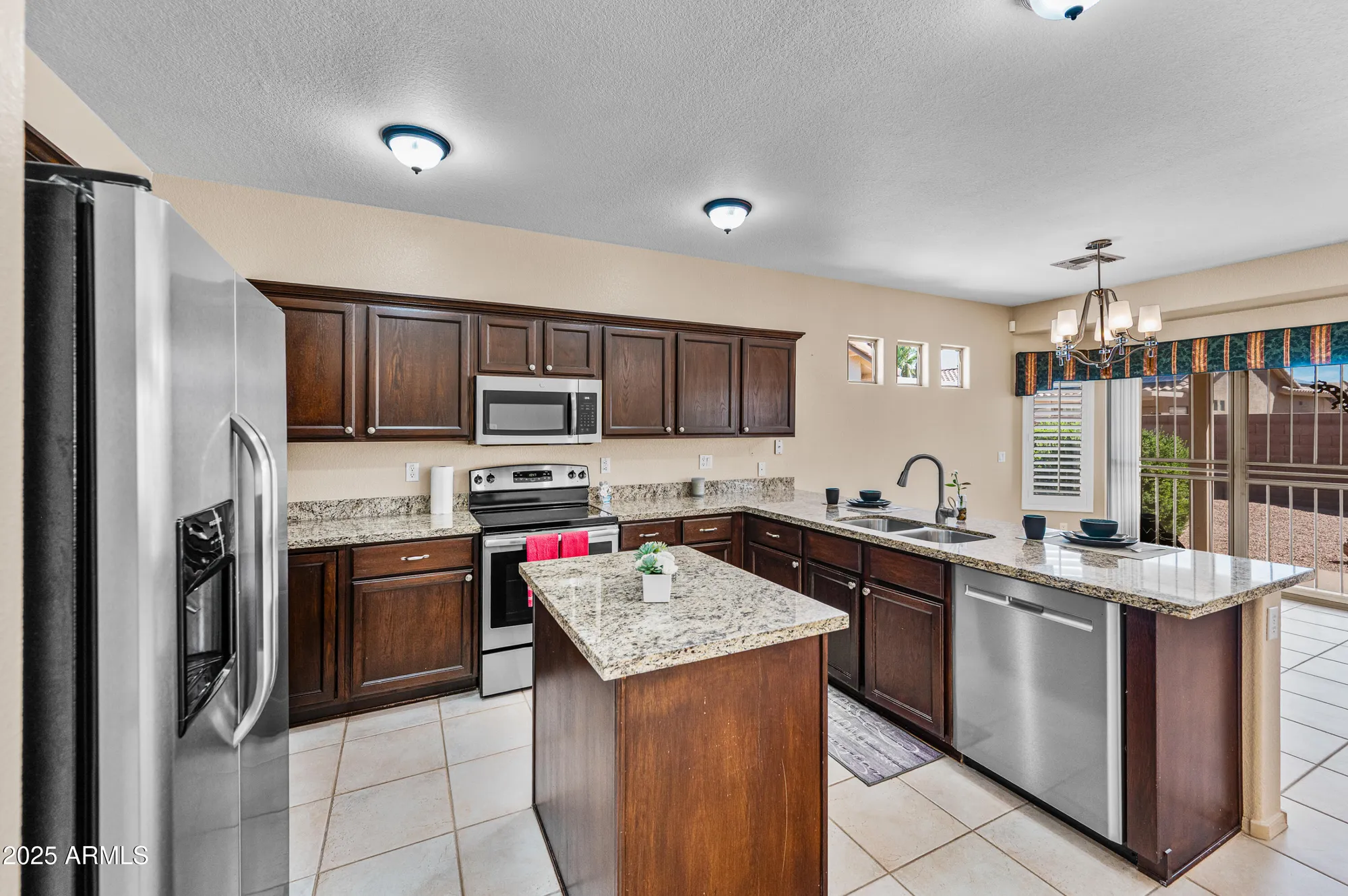 Property Slideshow image 22 of 46 | 6963 s nantucket st, Chandler, AZ, 85249