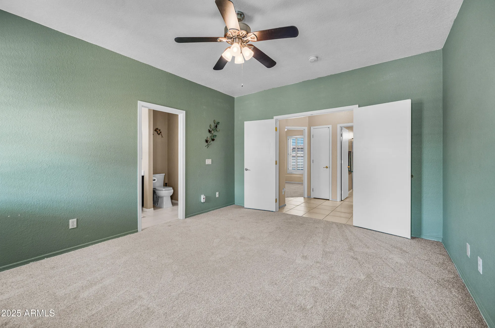 Property Slideshow image 4 of 46 | 6963 s nantucket st, Chandler, AZ, 85249
