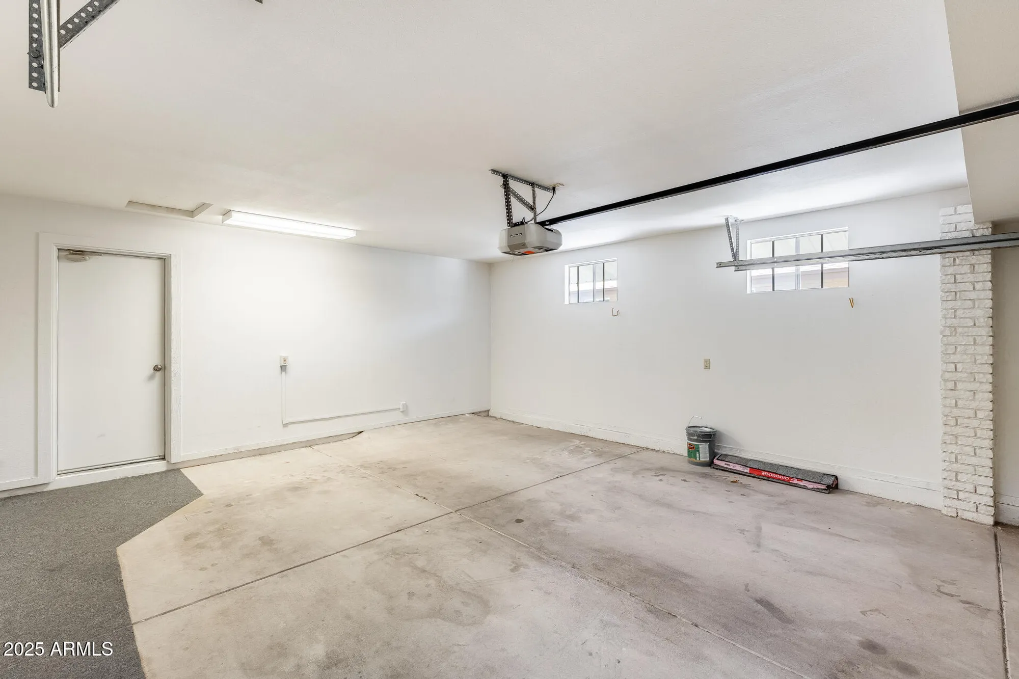 Property Slideshow image 33 of 38 | 14409 n mcphee dr, Sun City, AZ, 85351