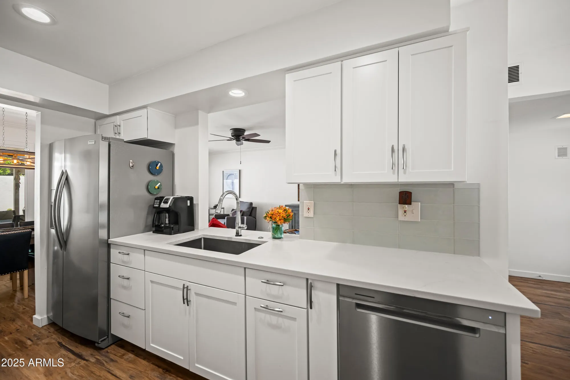 Property Slideshow image 8 of 22 | 7630 e pasadena ave, Scottsdale, AZ, 85250