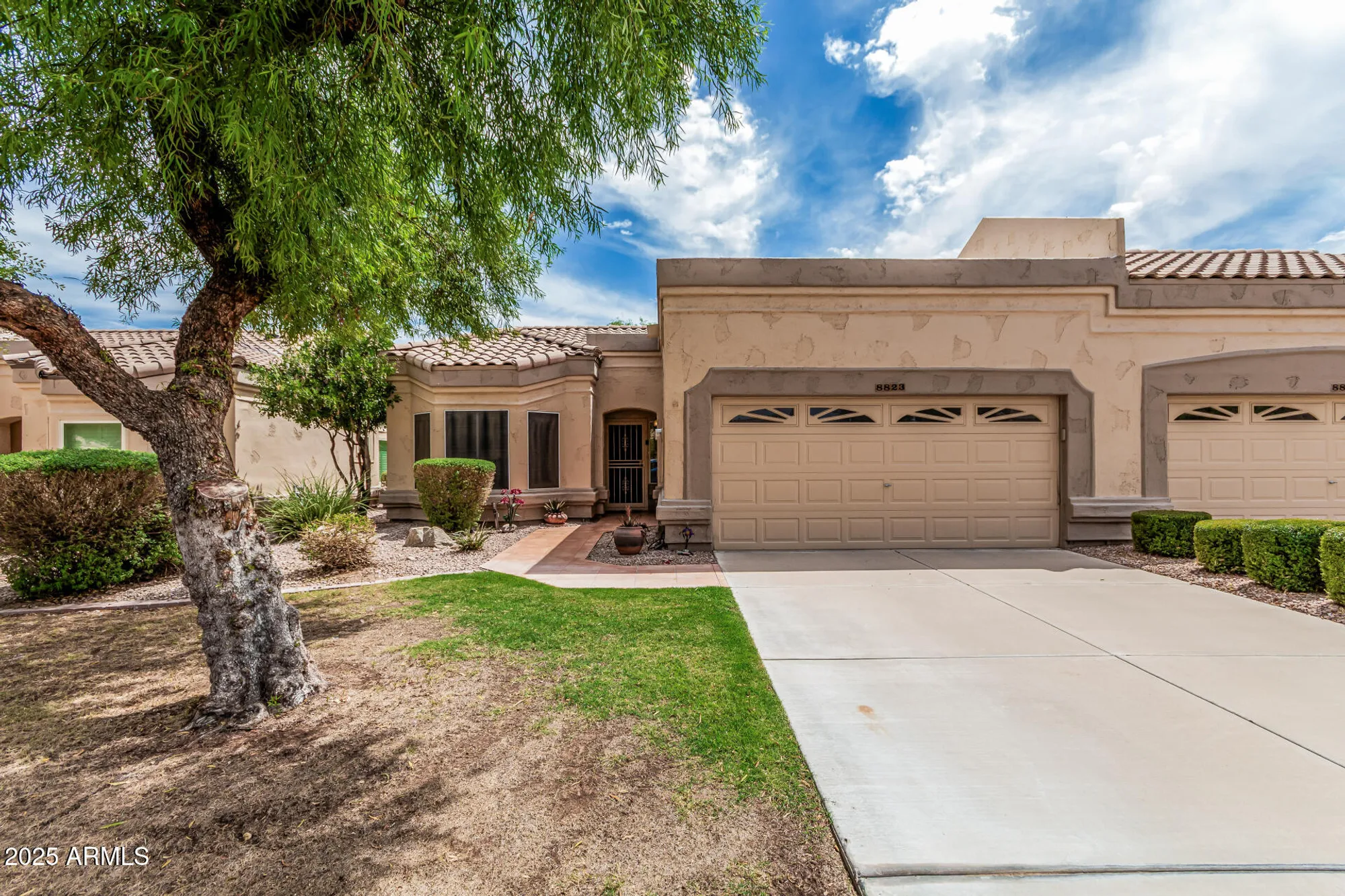 Property Slideshow image 1 of 27 | 8823 w rimrock dr, Peoria, AZ, 85382