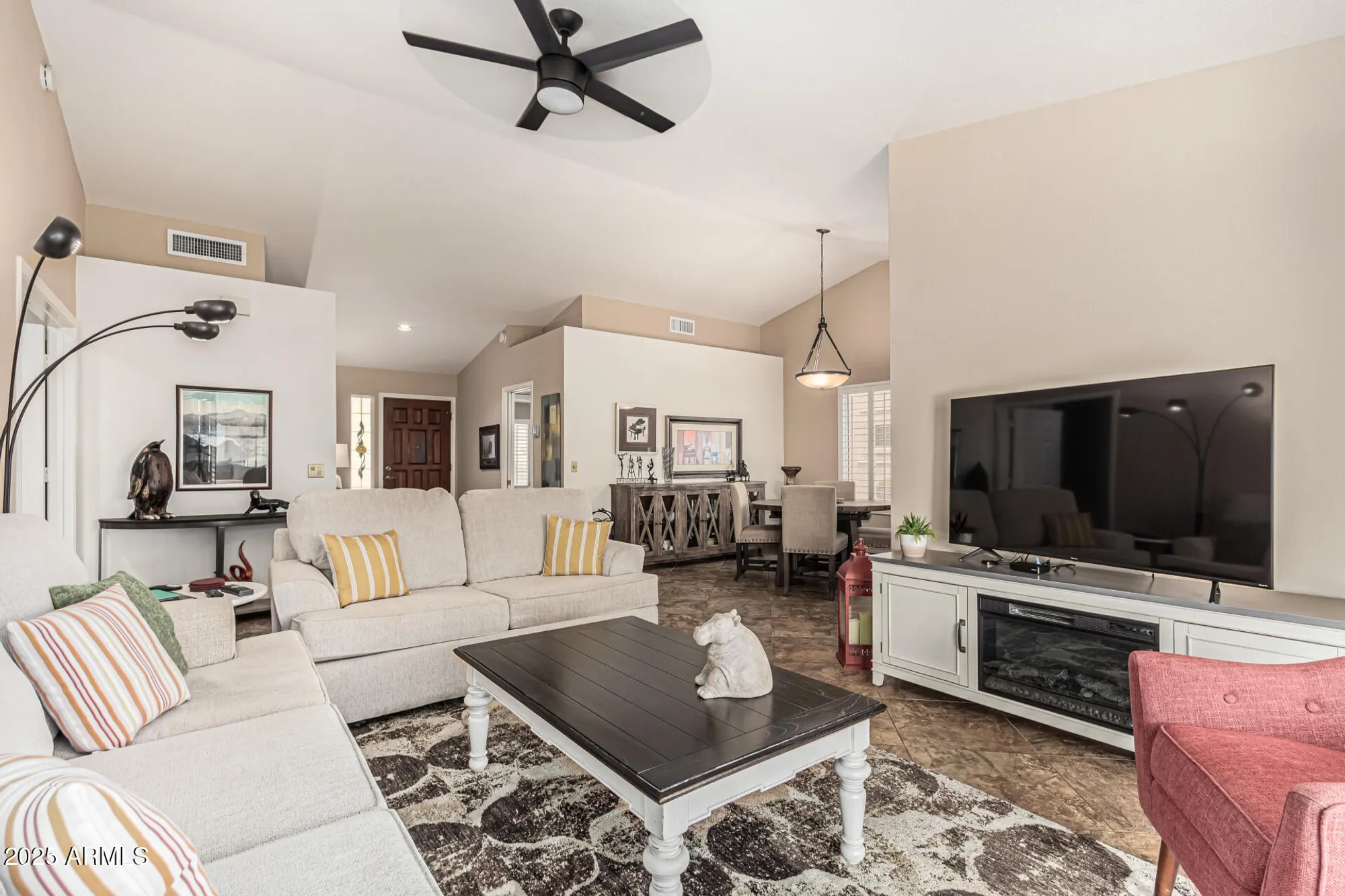 Property Slideshow image 4 of 27 | 8823 w rimrock dr, Peoria, AZ, 85382