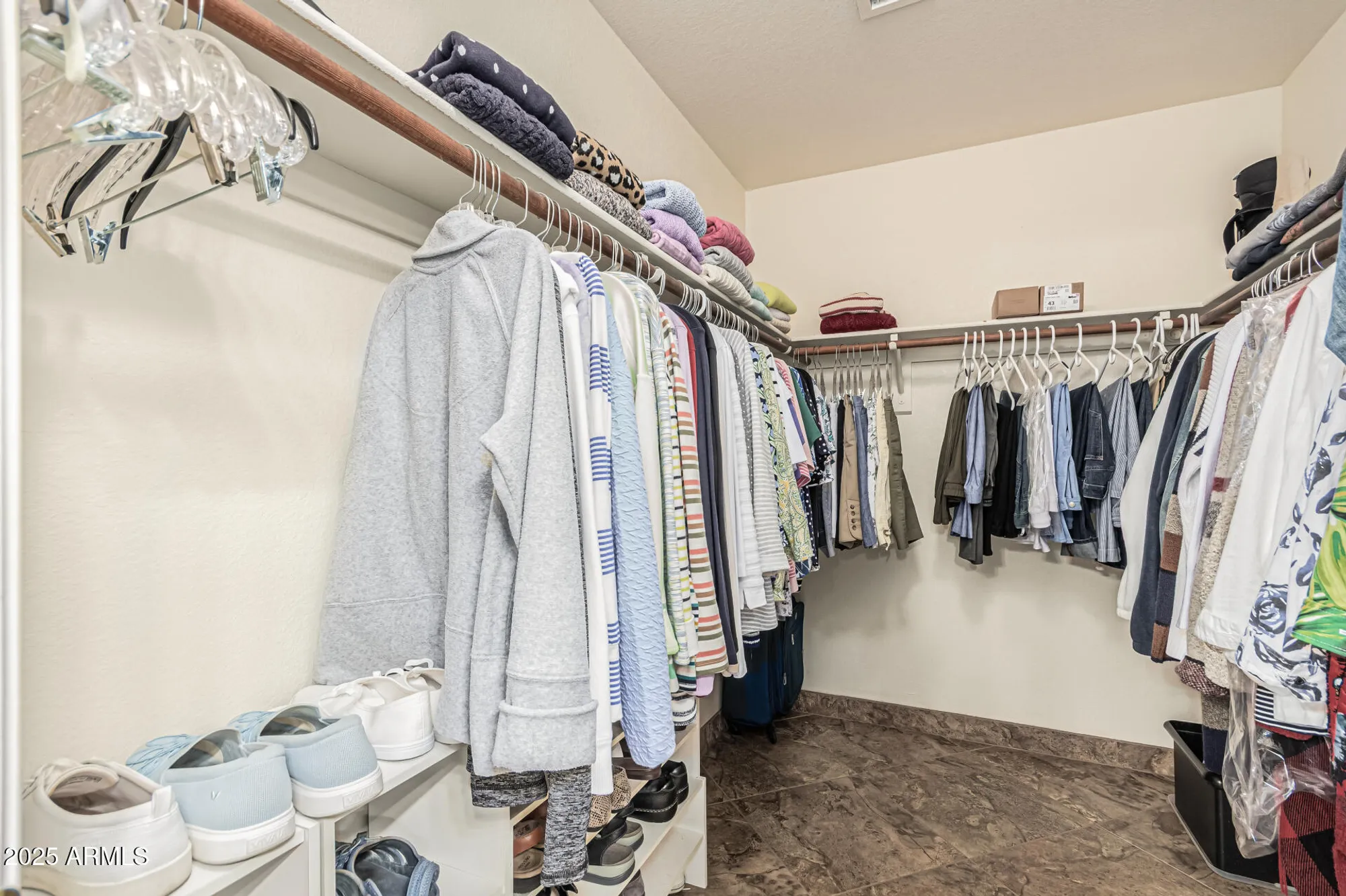 Property Slideshow image 18 of 27 | 8823 w rimrock dr, Peoria, AZ, 85382