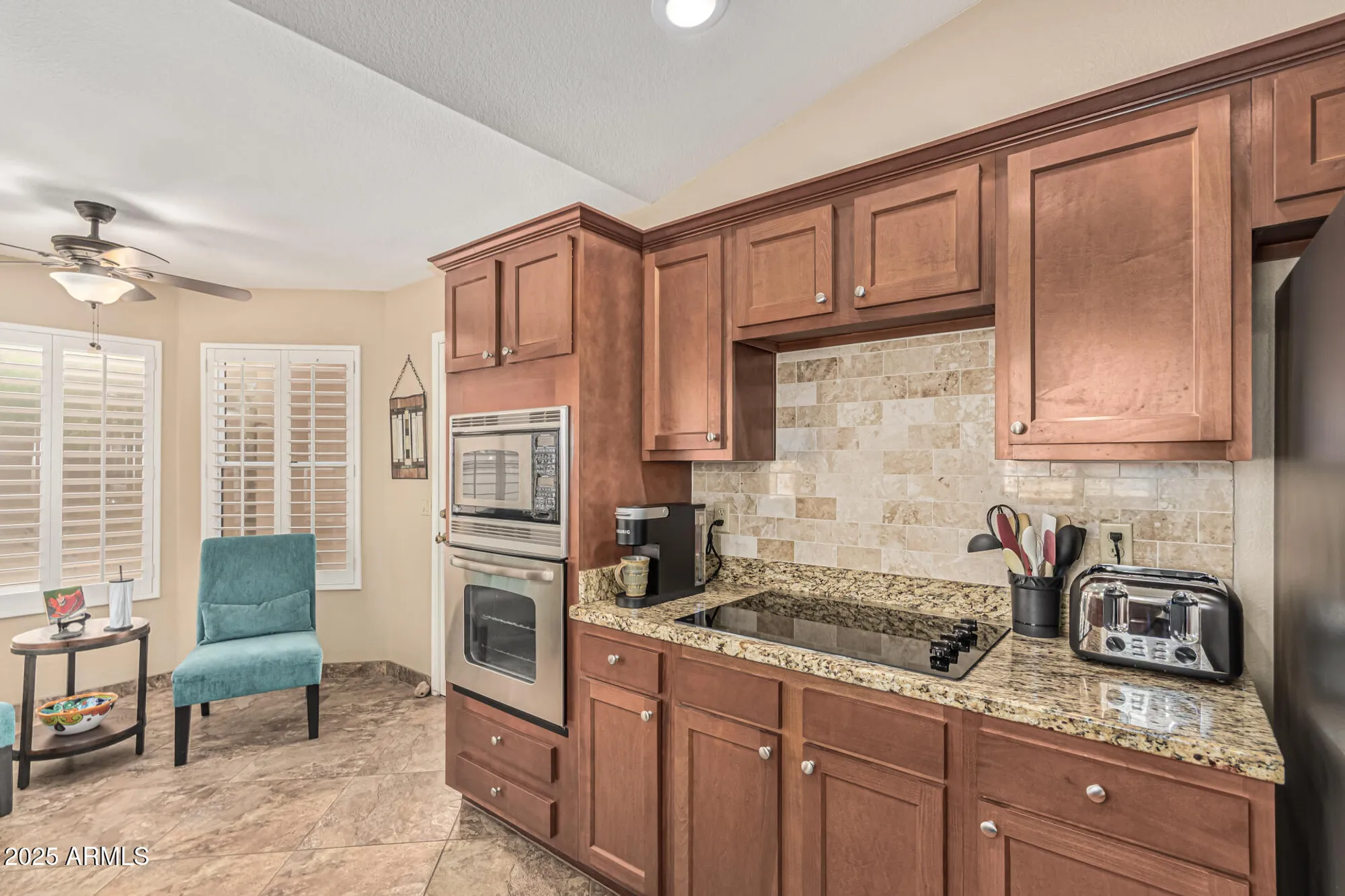 Property Slideshow image 11 of 27 | 8823 w rimrock dr, Peoria, AZ, 85382