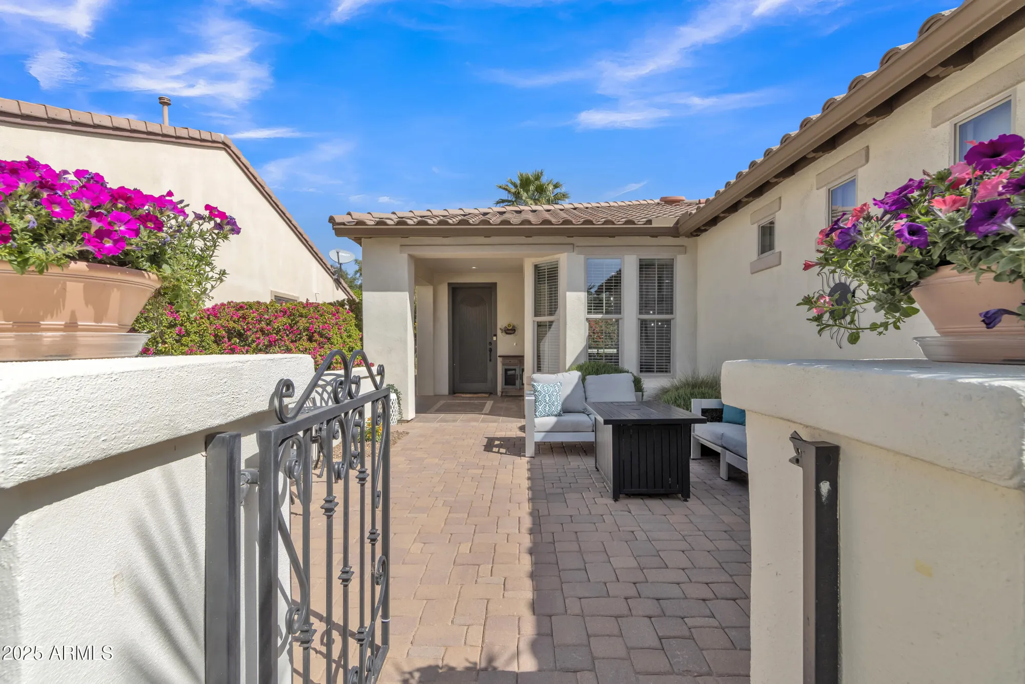 Property Slideshow image 4 of 66 | 1556 e vesper trl, Queen Creek, AZ, 85140