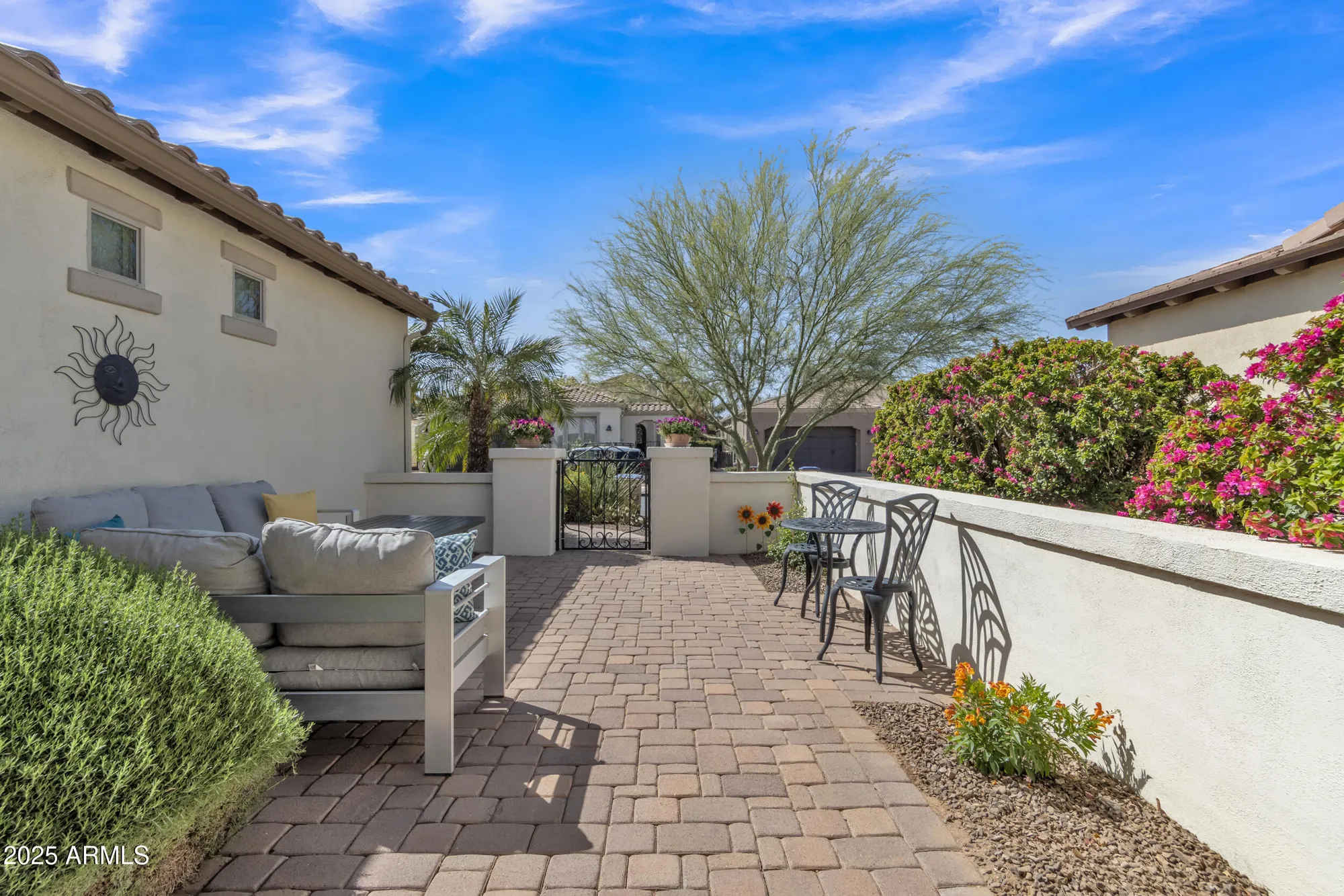 Property Slideshow image 6 of 66 | 1556 e vesper trl, Queen Creek, AZ, 85140
