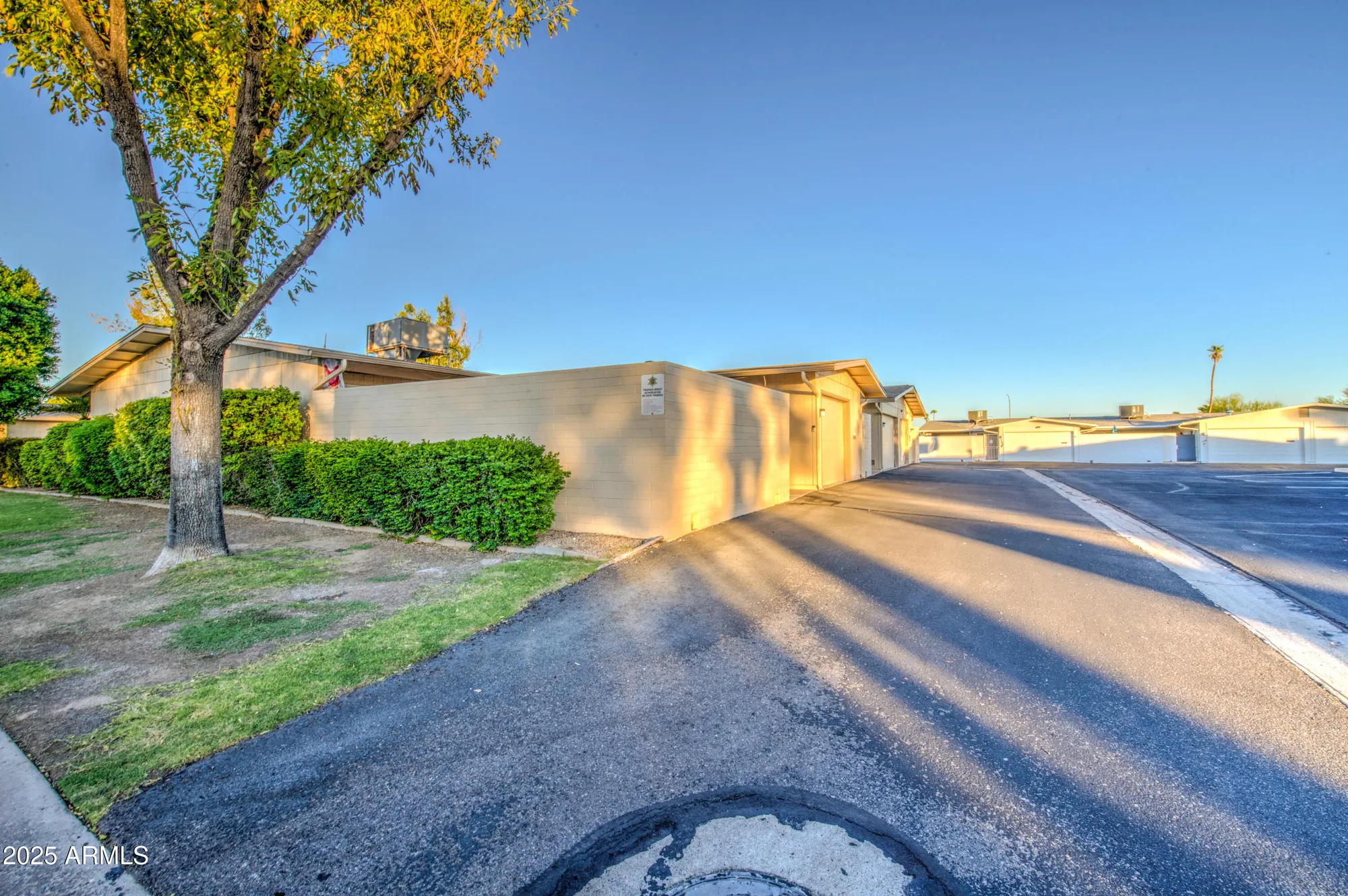 Property Slideshow image 31 of 31 | 10523 w highwood ln, Sun City, AZ, 85373