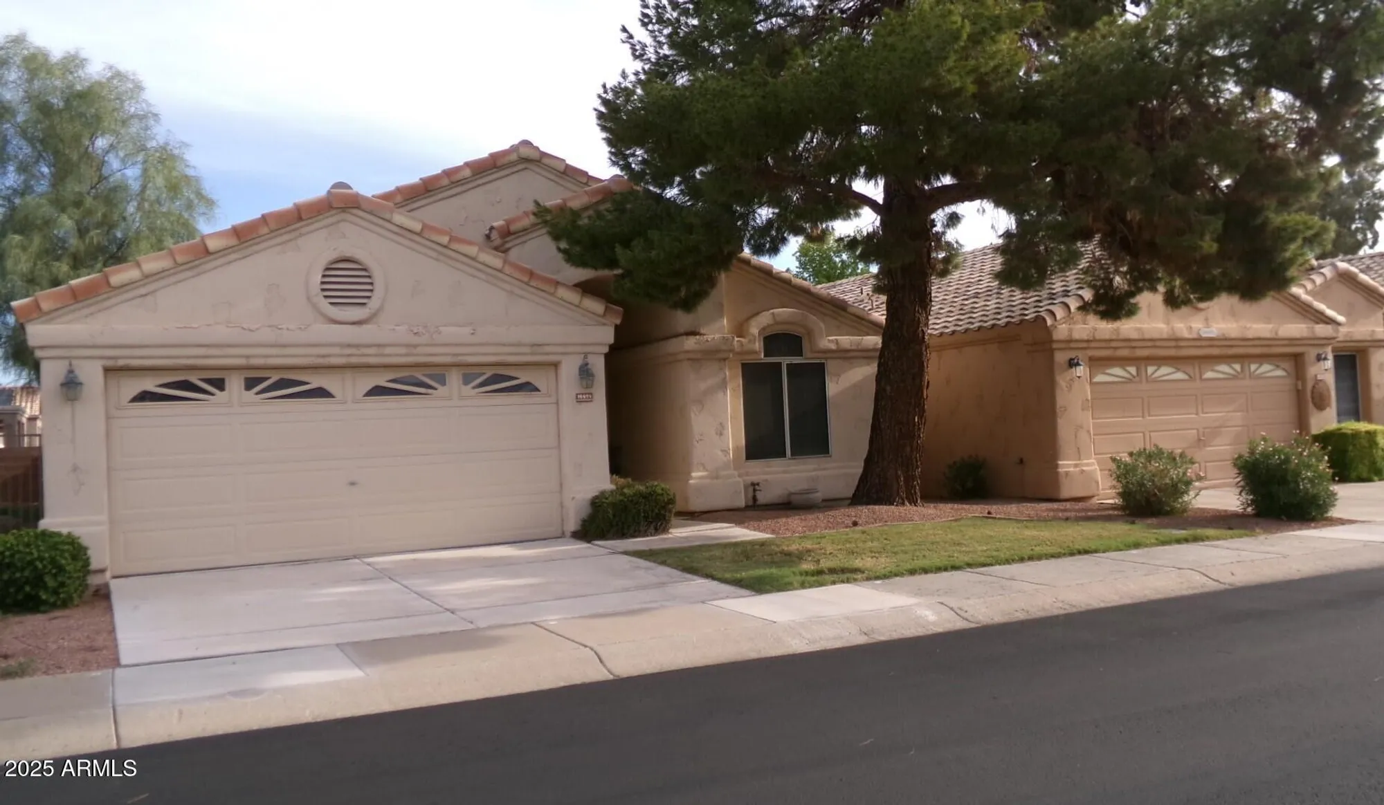 Property Slideshow image 1 of 32 | 14494 w buffalo trl, Surprise, AZ, 85374