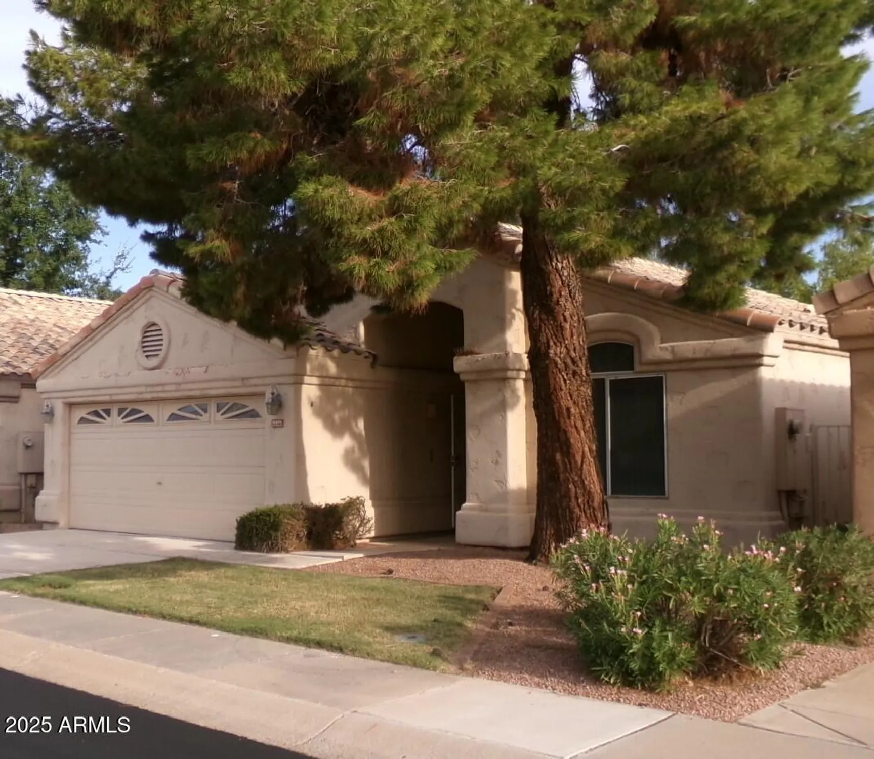 Property Slideshow image 2 of 32 | 14494 w buffalo trl, Surprise, AZ, 85374