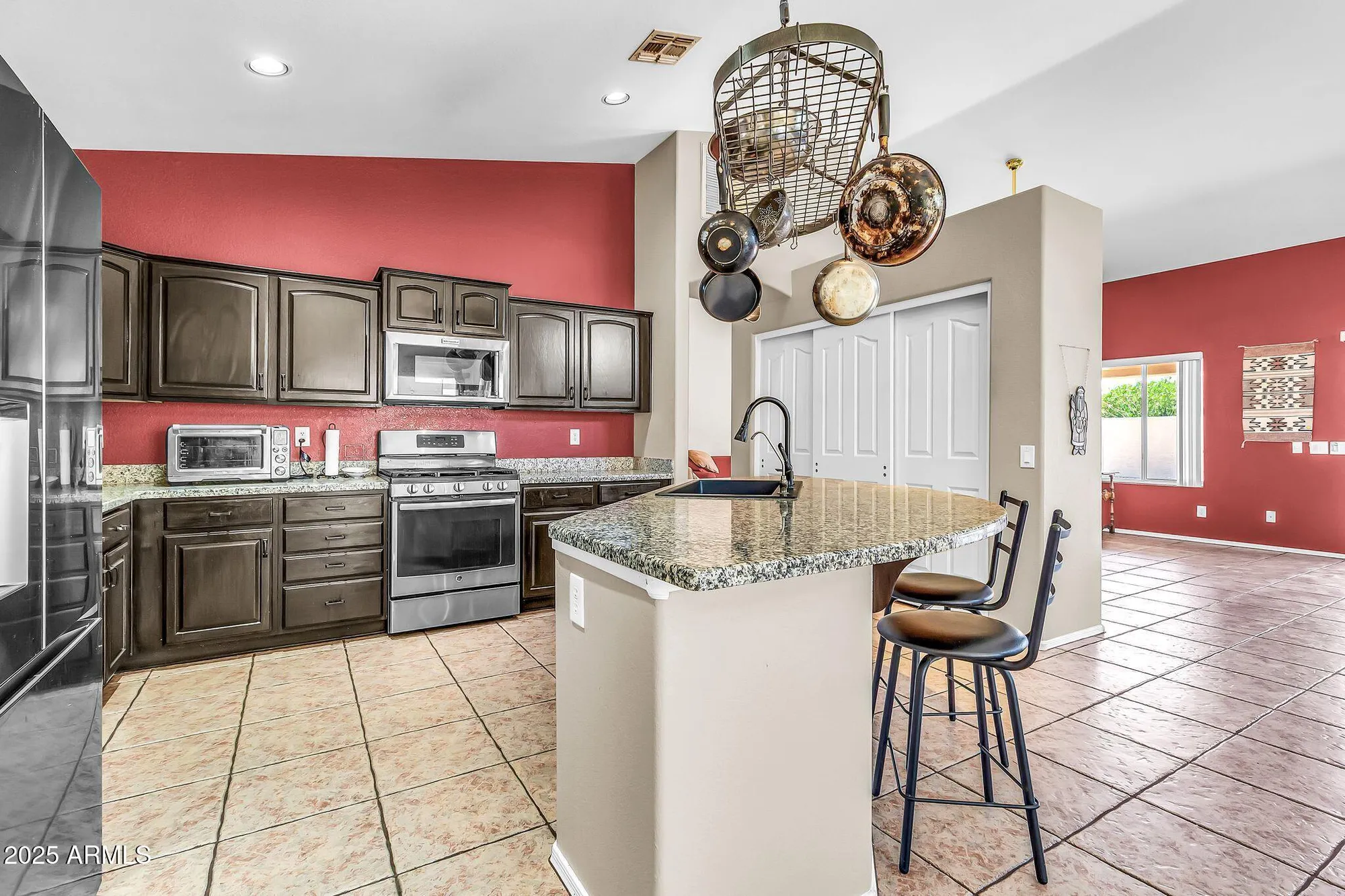 Property Slideshow image 19 of 49 | 24511 s saddletree dr, Sun Lakes, AZ, 85248