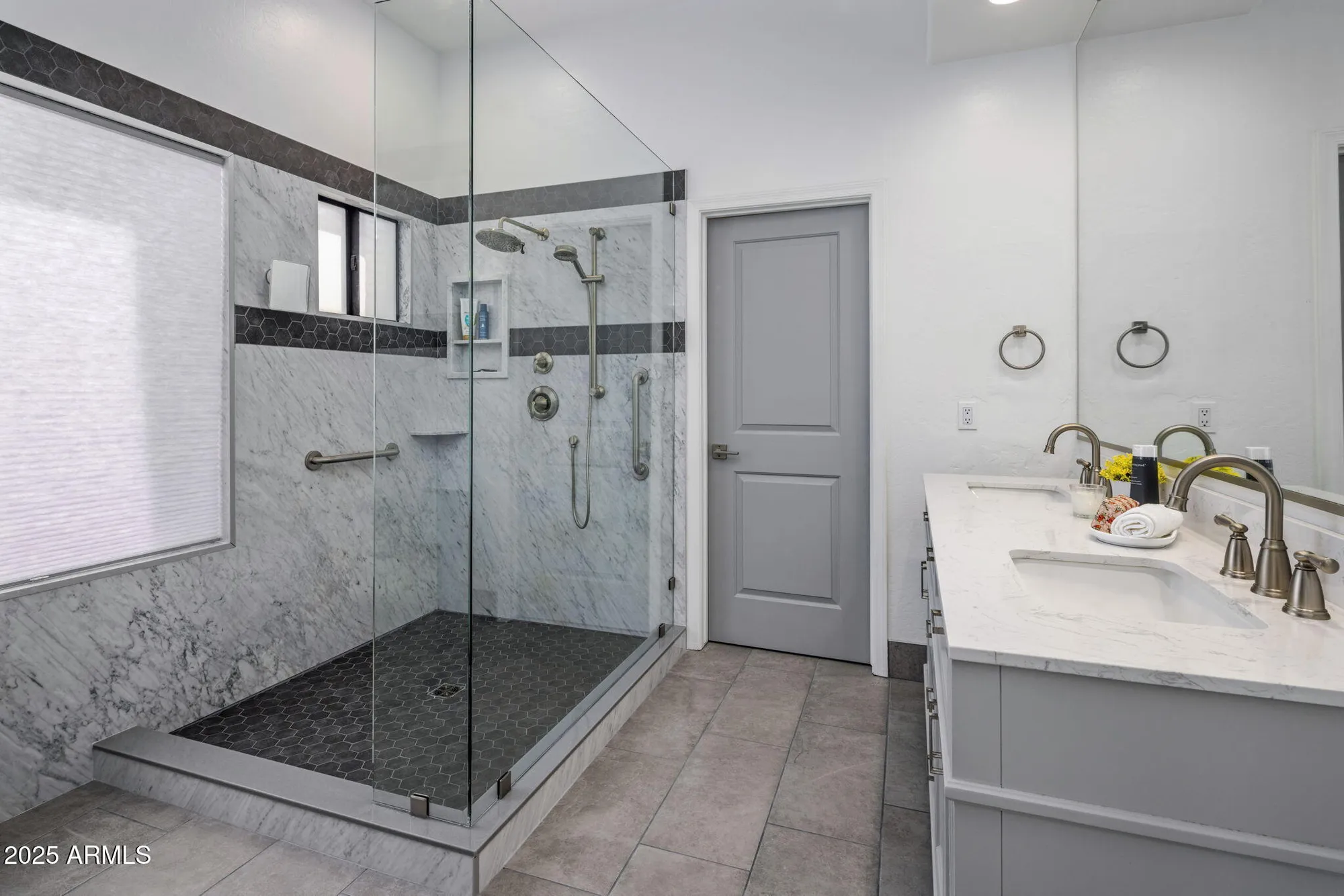 Property Slideshow image 17 of 38 | 33631 n 71st way, Scottsdale, AZ, 85266