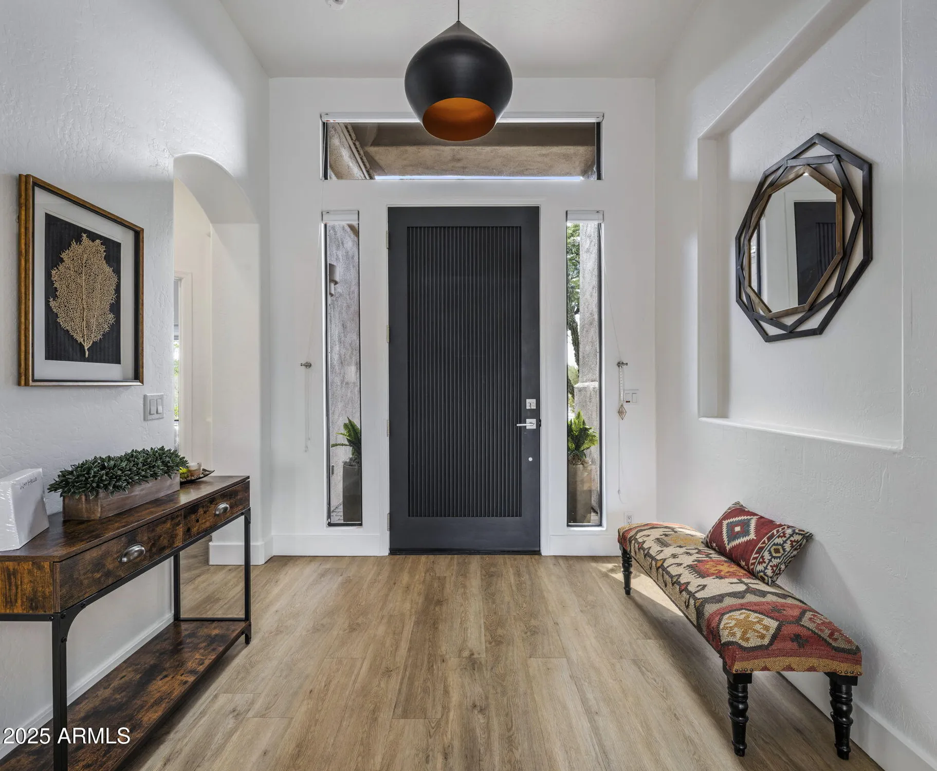 Property Slideshow image 3 of 38 | 33631 n 71st way, Scottsdale, AZ, 85266