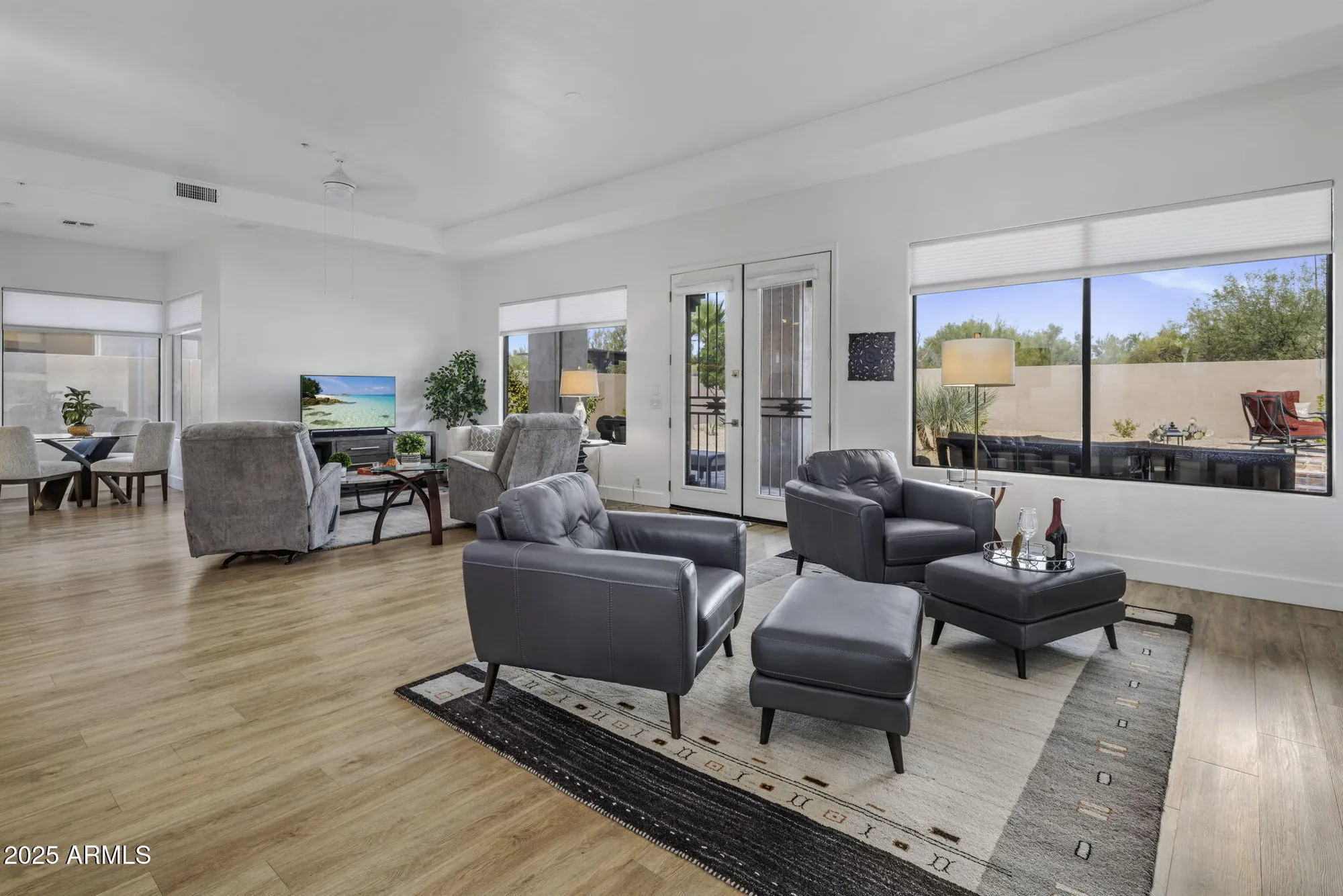 Property Slideshow image 5 of 38 | 33631 n 71st way, Scottsdale, AZ, 85266