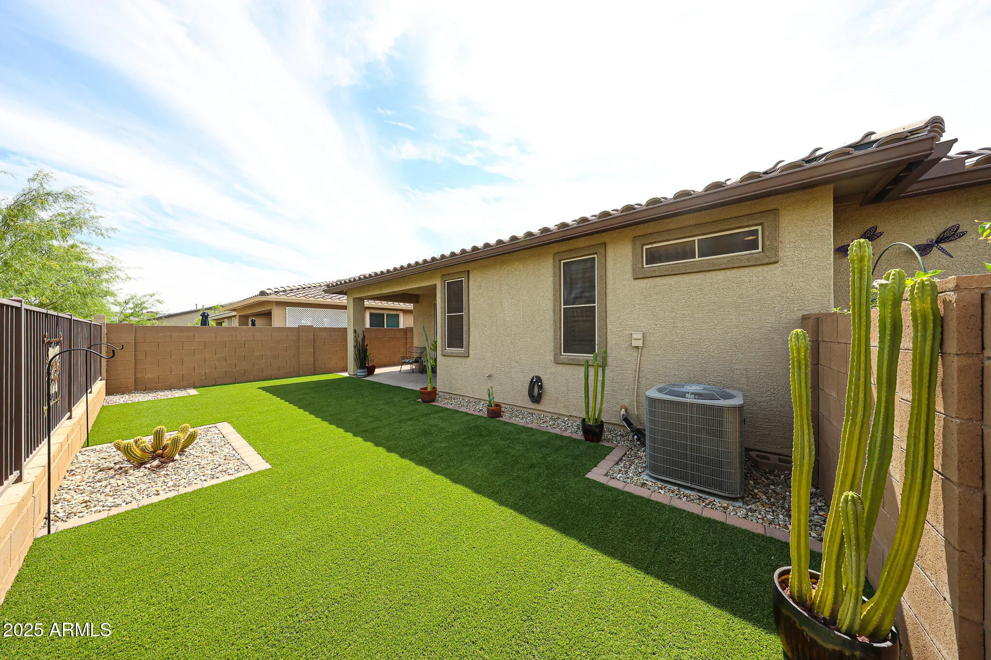 Property Slideshow image 15 of 23 | 24681 n 171st ln, Surprise, AZ, 85387