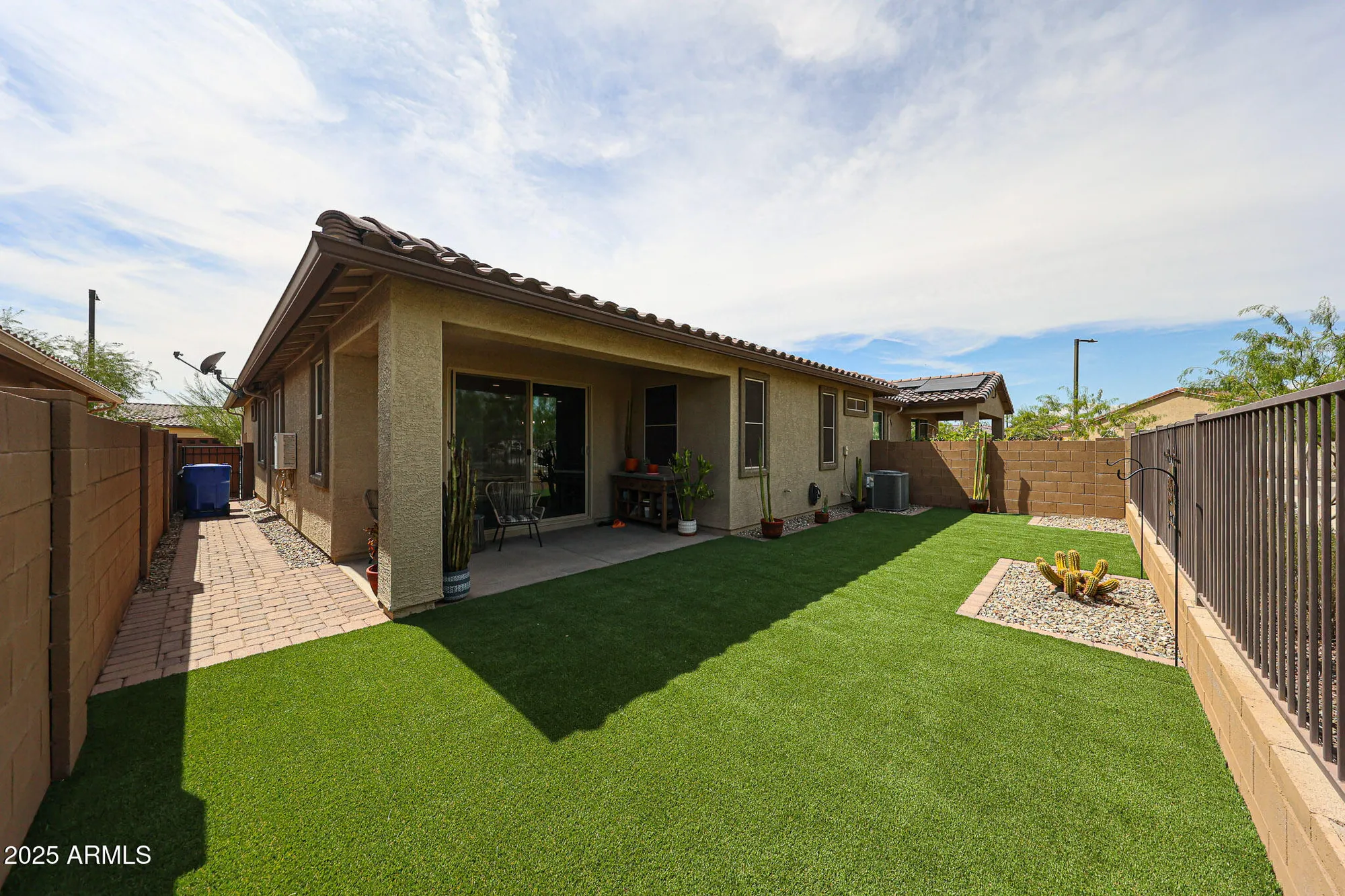 Property Slideshow image 8 of 23 | 24681 n 171st ln, Surprise, AZ, 85387