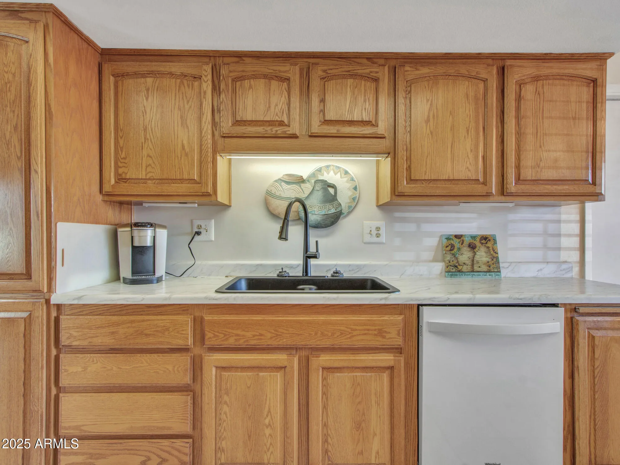 Property Slideshow image 11 of 50 | 9313 w arrowhead dr, Sun City, AZ, 85351