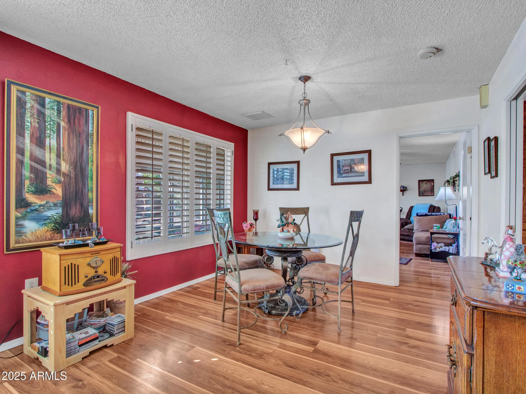 Property Slideshow image 12 of 50 | 9313 w arrowhead dr, Sun City, AZ, 85351