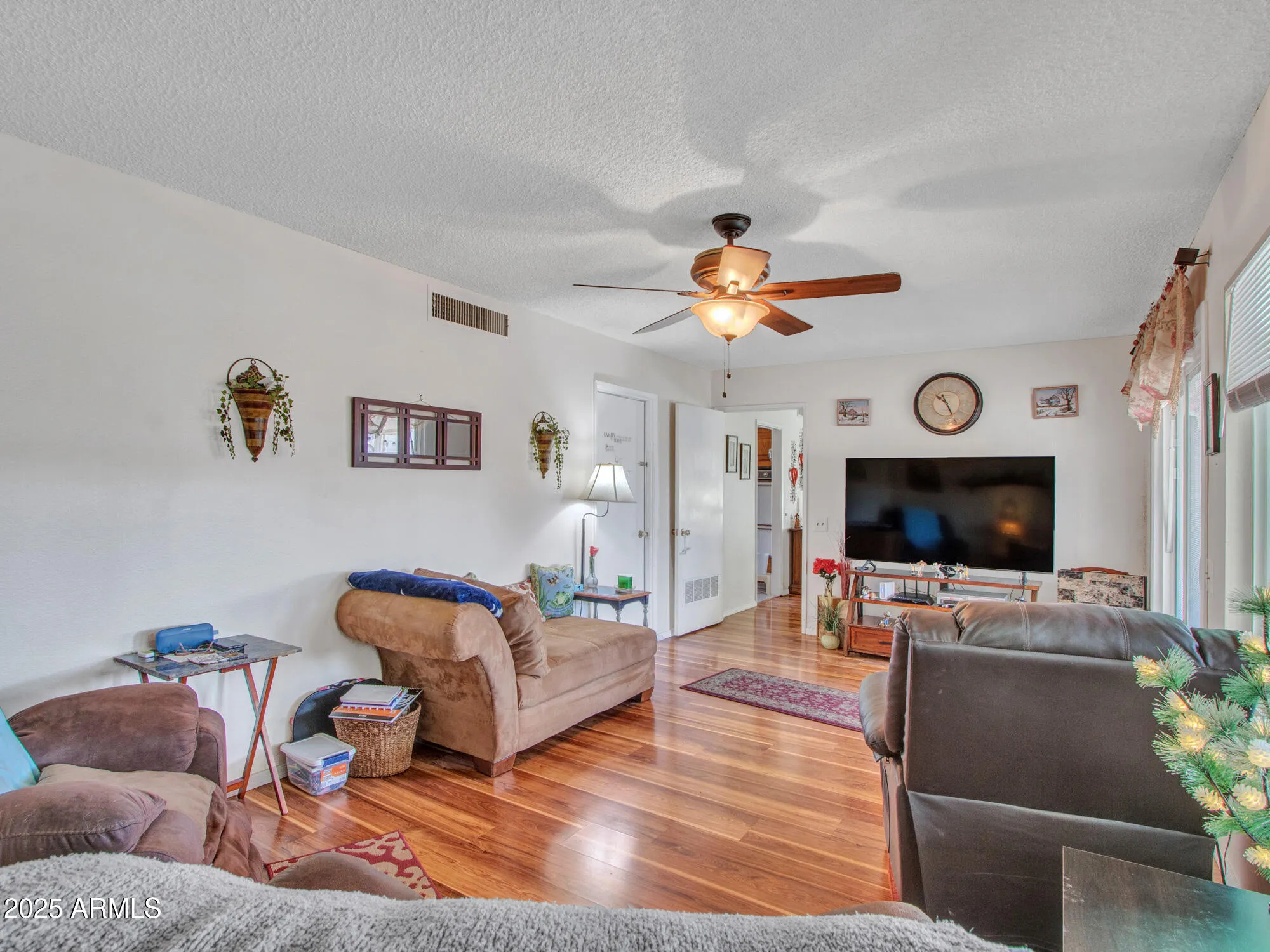 Property Slideshow image 34 of 50 | 9313 w arrowhead dr, Sun City, AZ, 85351