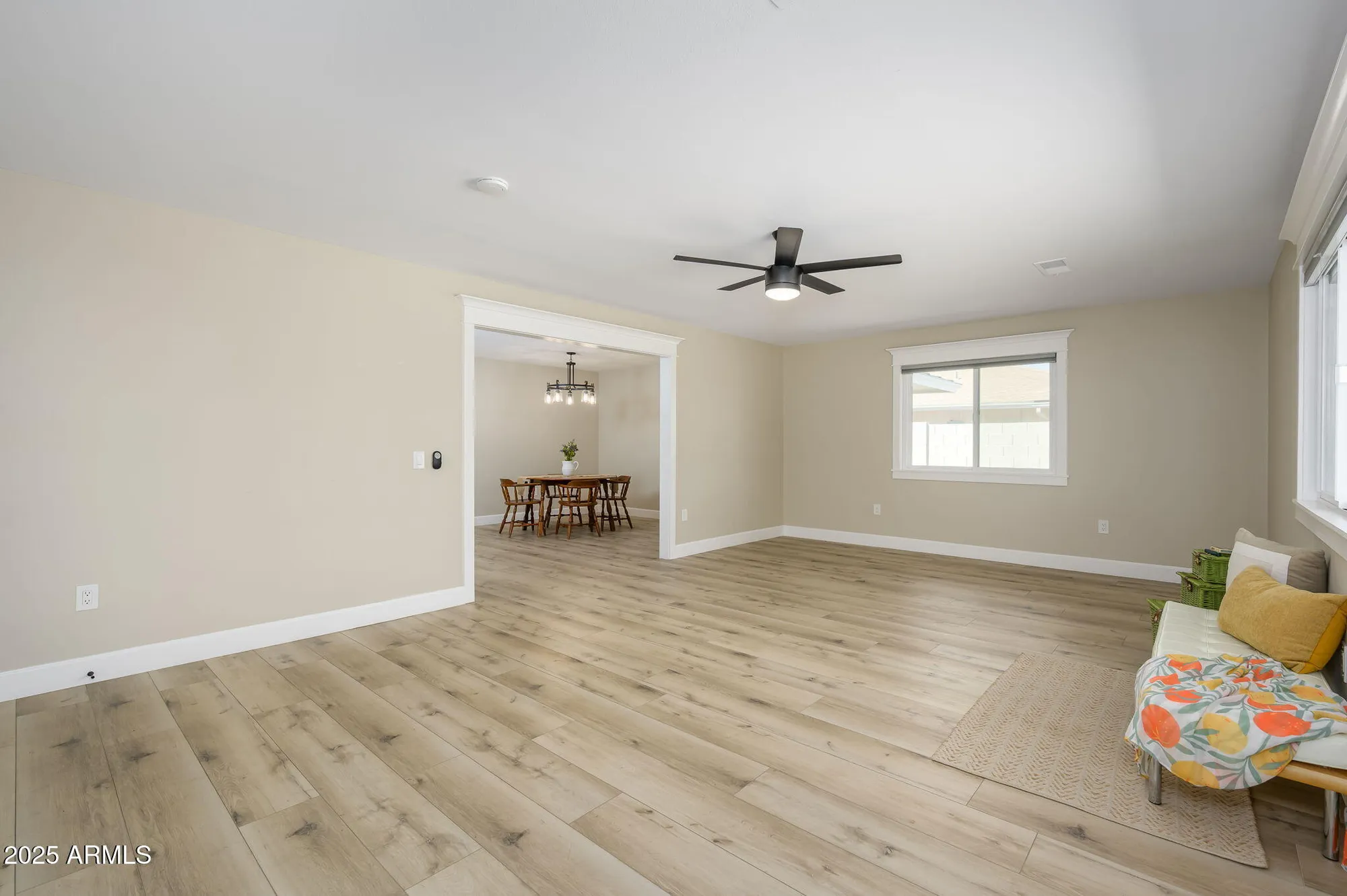 Property Slideshow image 8 of 28 | 9702 w pineridge dr, Sun City, AZ, 85351