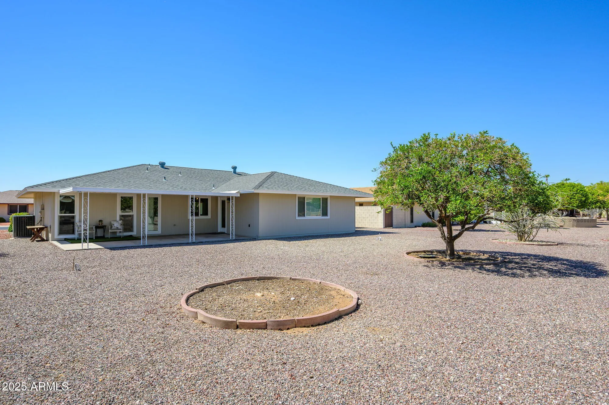 Property Slideshow image 13 of 28 | 9702 w pineridge dr, Sun City, AZ, 85351