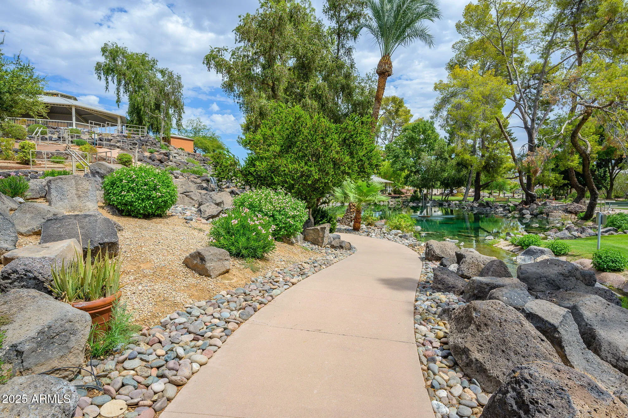 Property Slideshow image 19 of 28 | 9702 w pineridge dr, Sun City, AZ, 85351
