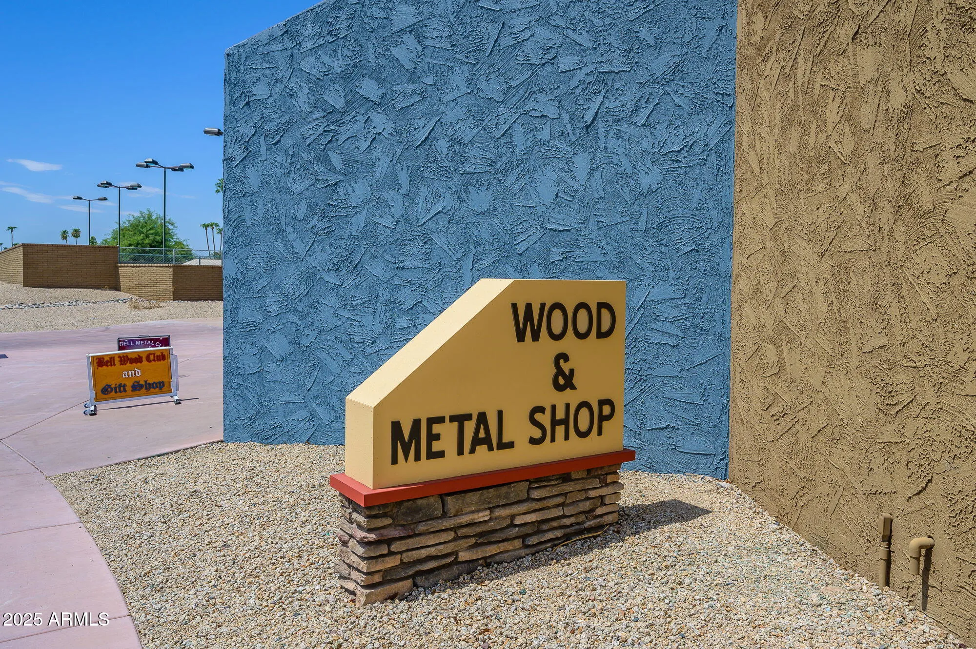 Property Slideshow image 26 of 28 | 9702 w pineridge dr, Sun City, AZ, 85351