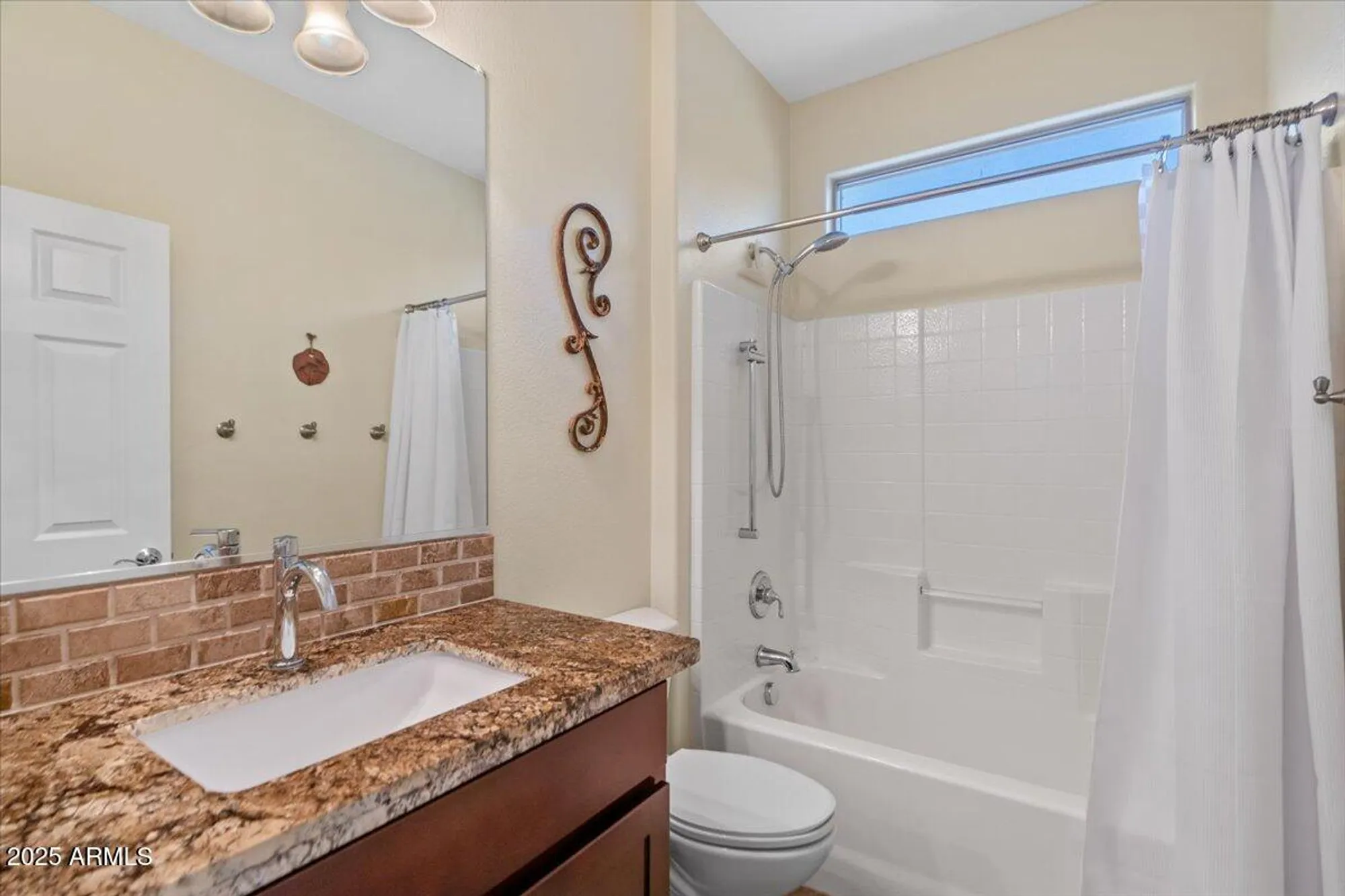 Property Slideshow image 21 of 40 | 4649 e sourwood dr, Gilbert, AZ, 85298