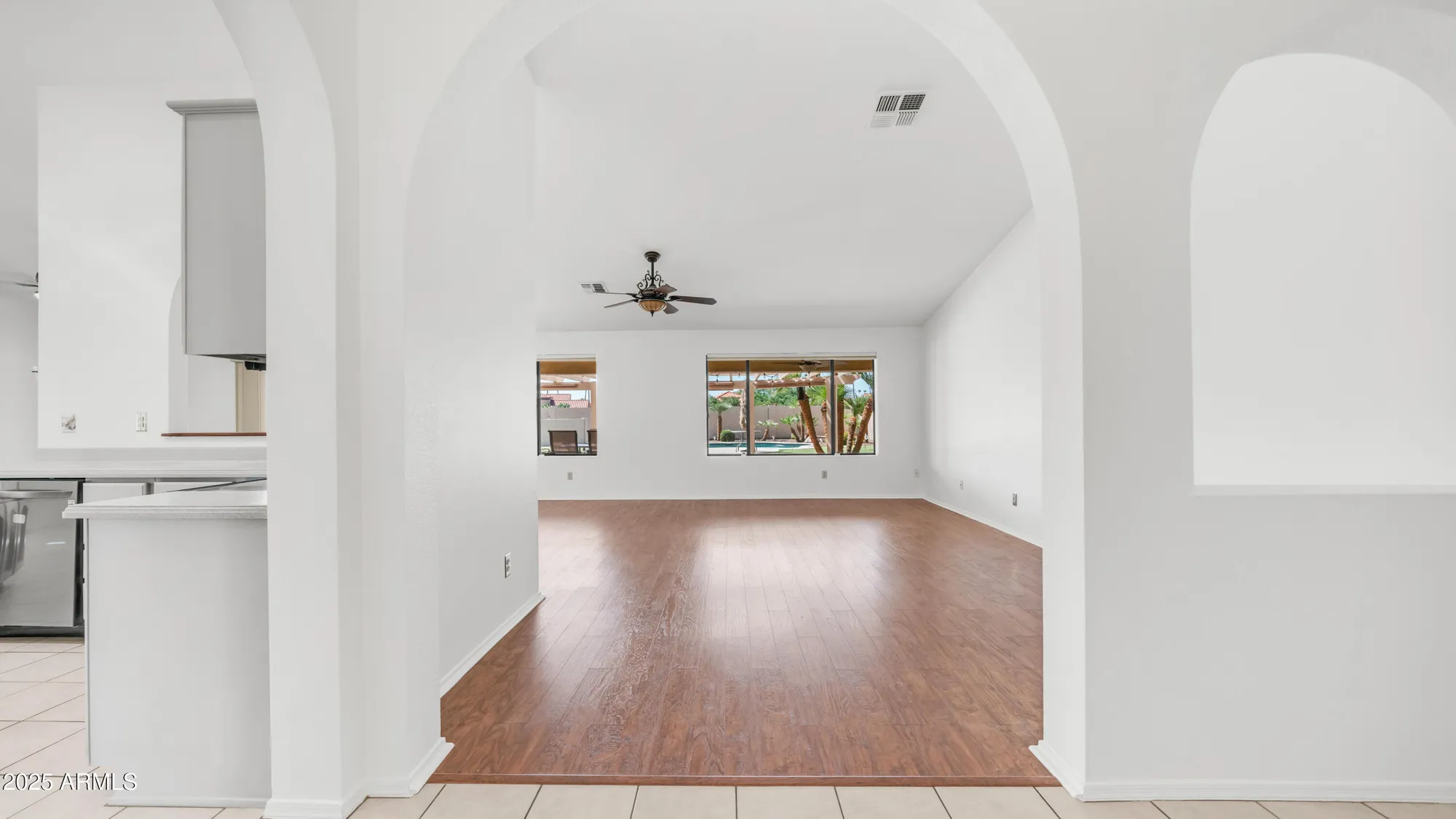 Property Slideshow image 12 of 36 | 10641 e coopers hawk dr, Sun Lakes, AZ, 85248