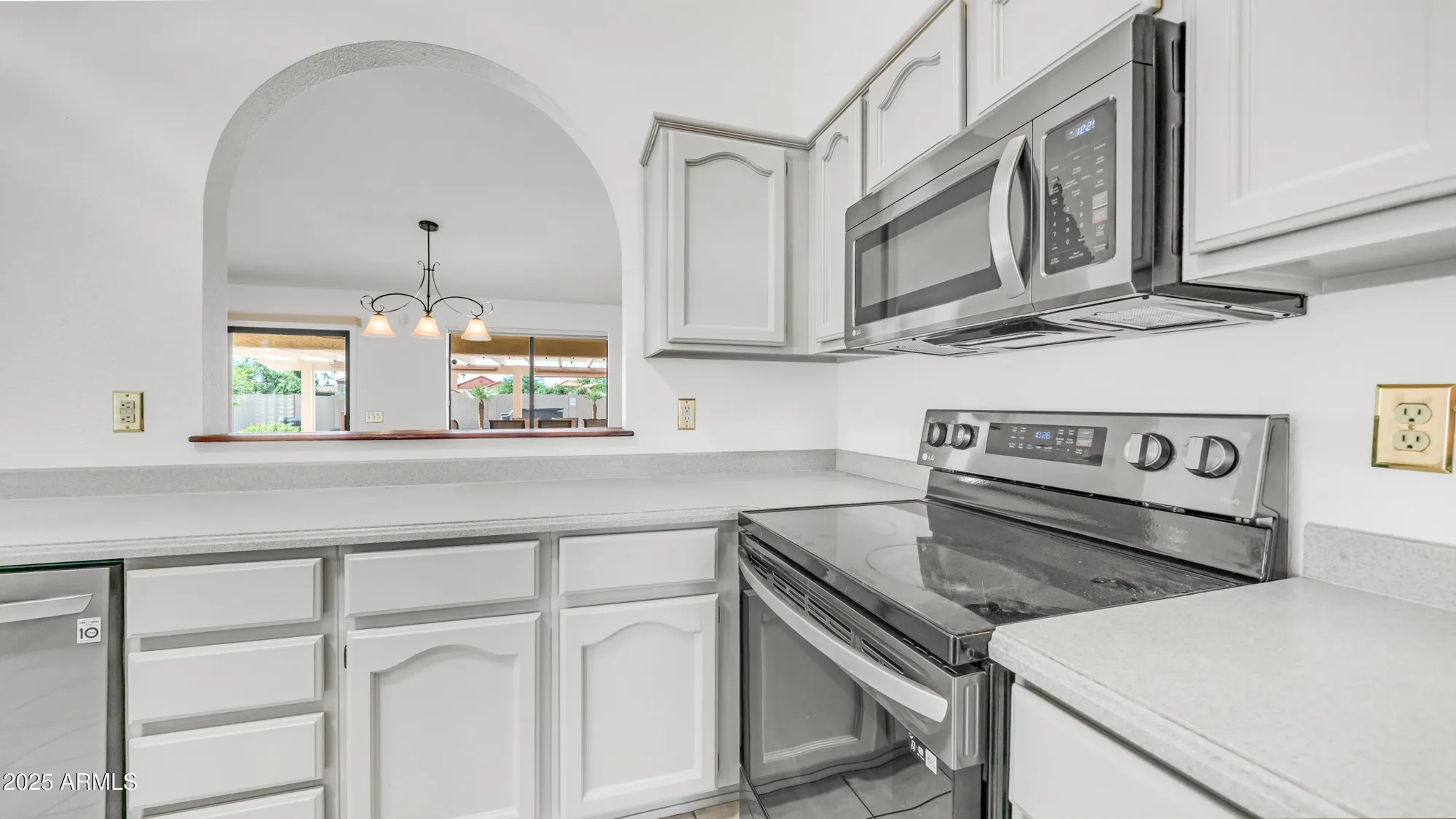 Property Slideshow image 21 of 36 | 10641 e coopers hawk dr, Sun Lakes, AZ, 85248