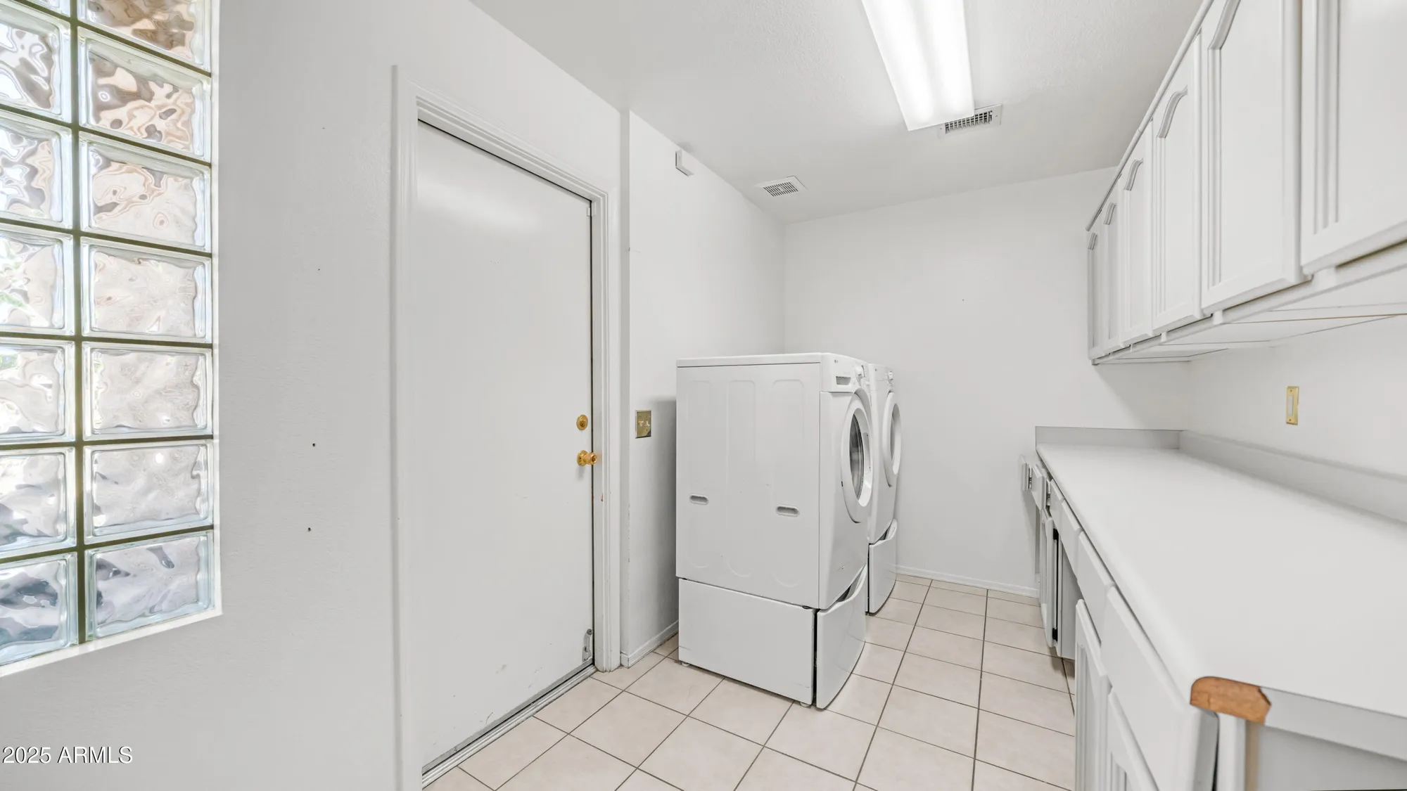 Property Slideshow image 23 of 36 | 10641 e coopers hawk dr, Sun Lakes, AZ, 85248