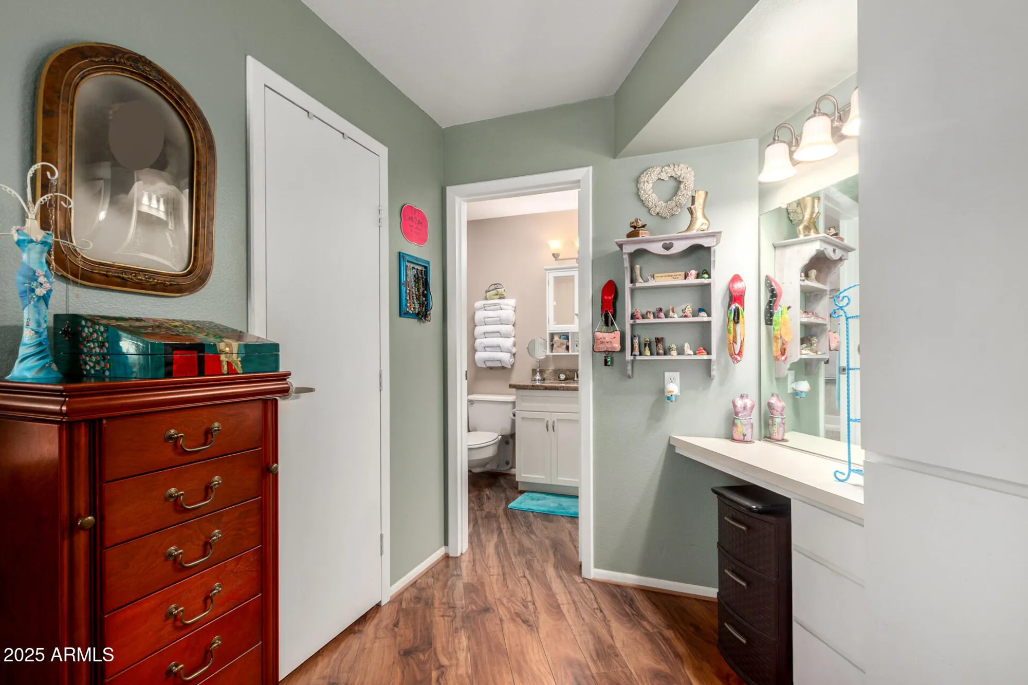 Property Slideshow image 16 of 28 | 16822 n 102nd ave, Sun City, AZ, 85351