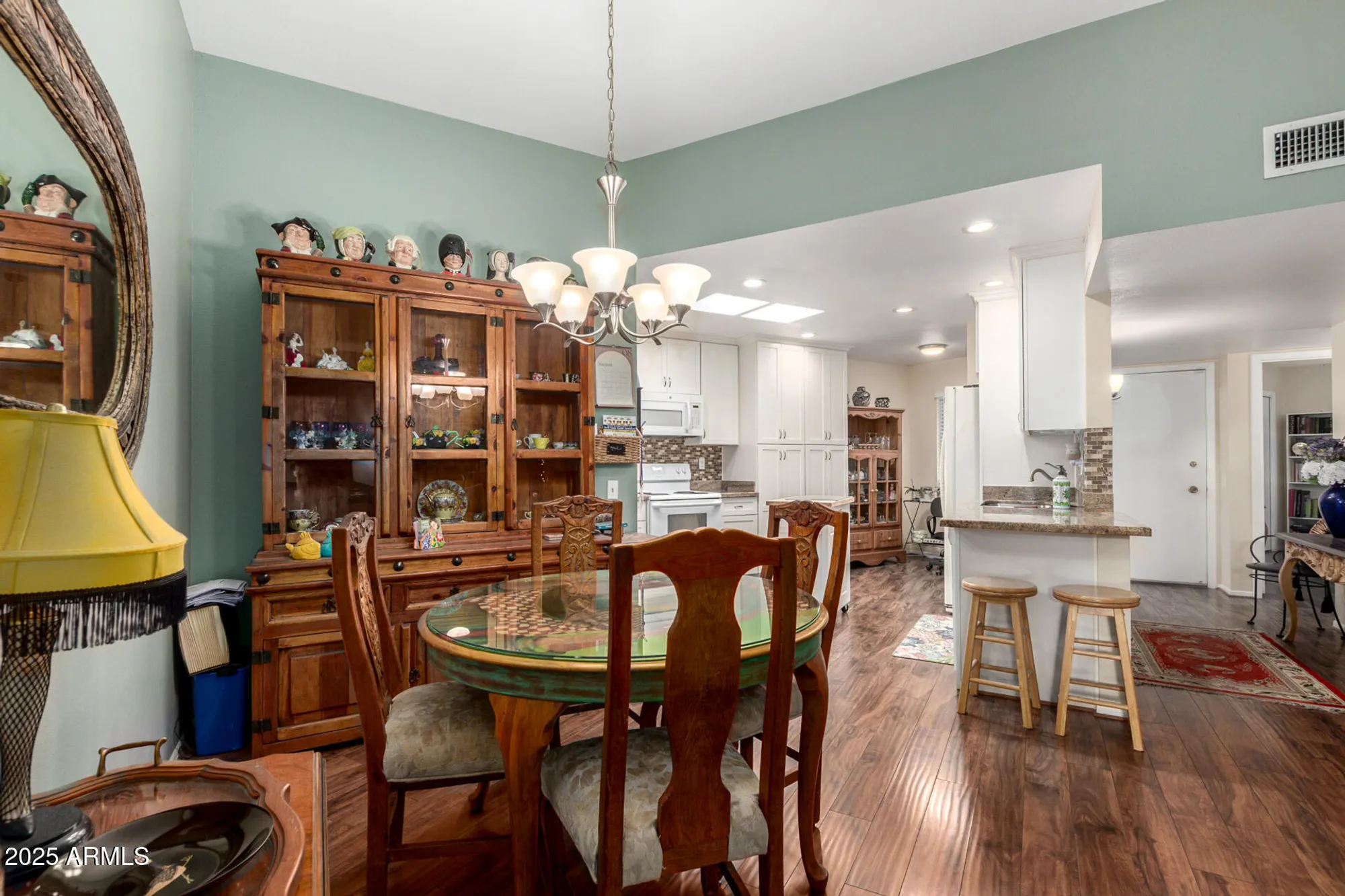 Property Slideshow image 9 of 28 | 16822 n 102nd ave, Sun City, AZ, 85351